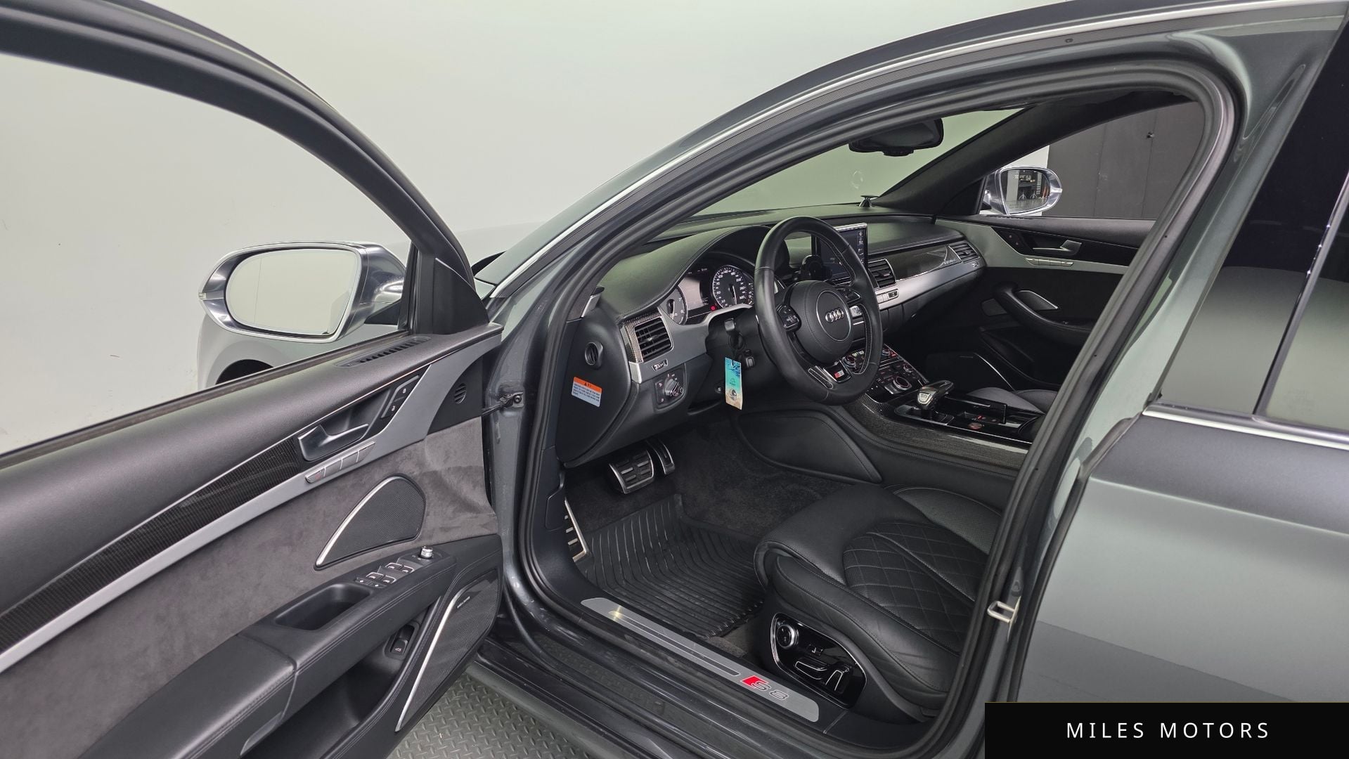 Audi S8 2013 — миниатюра 11
