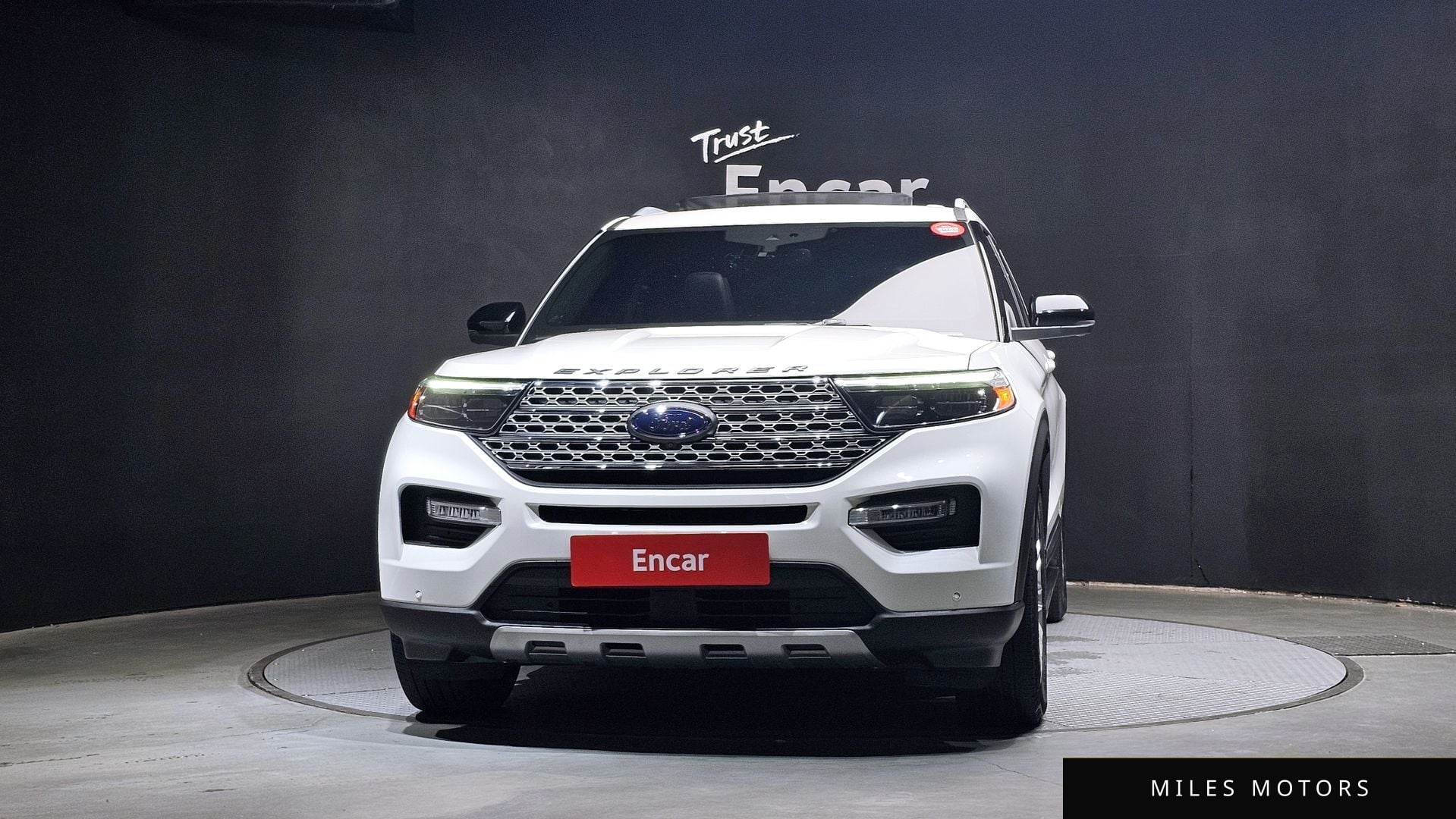 Ford Explorer 2020 — миниатюра 3