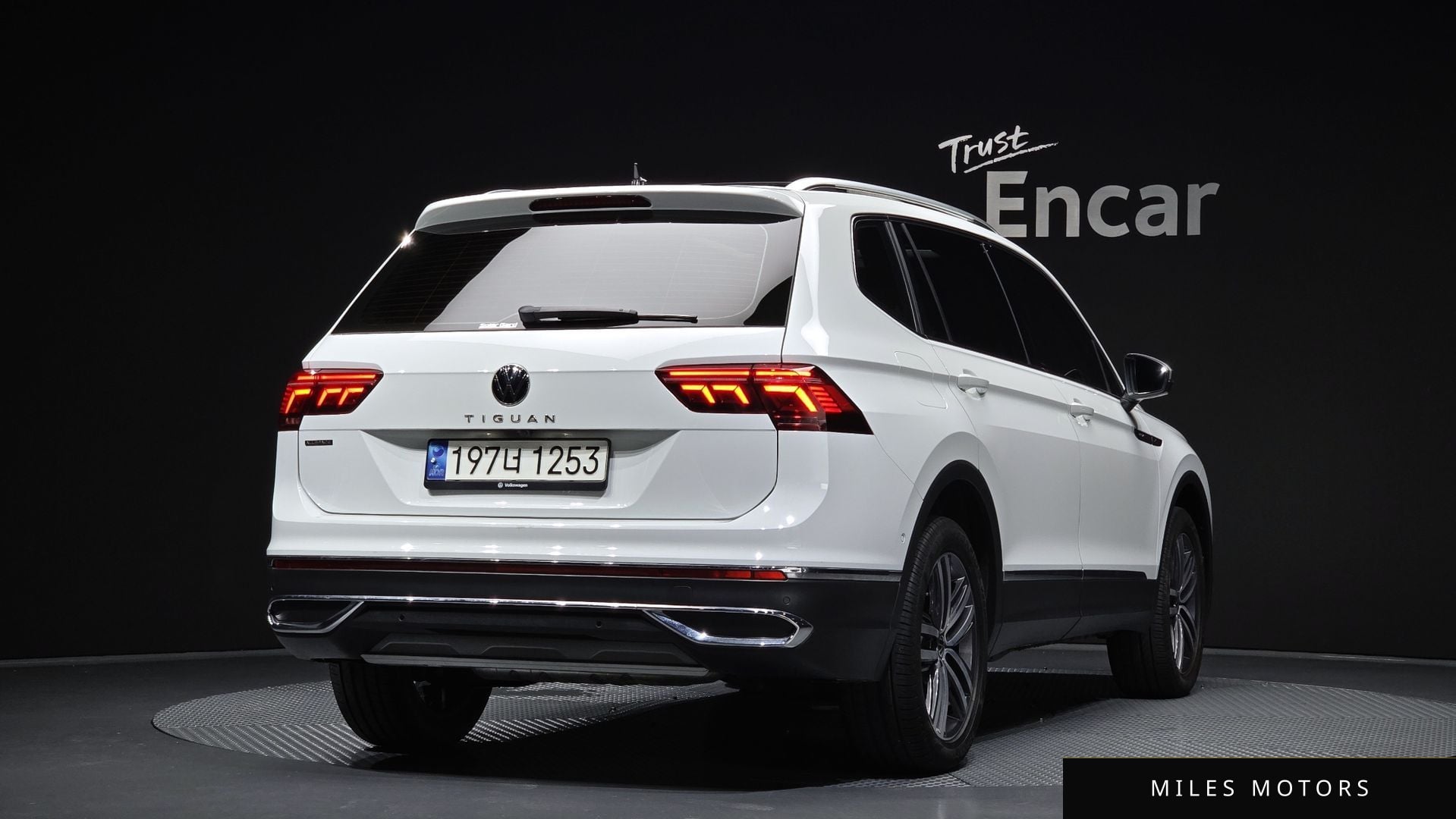 Volkswagen Tiguan 2023 — миниатюра 2