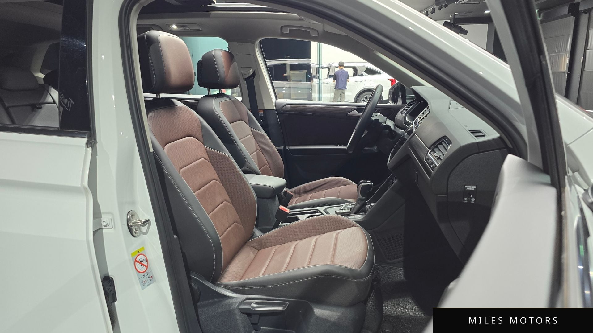 Volkswagen Tiguan 2023 — миниатюра 10