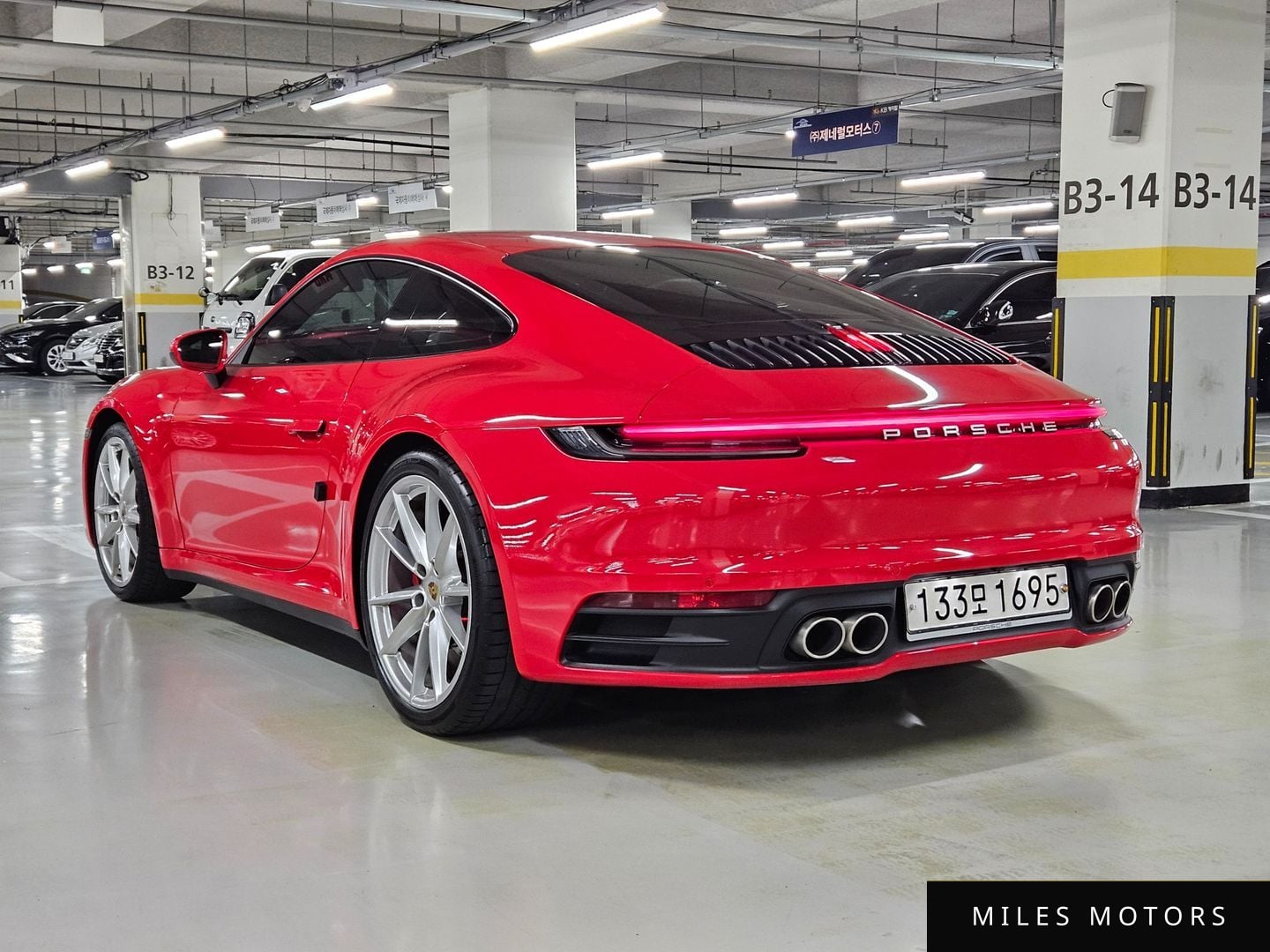 Porsche 911 (992) 2021 — миниатюра 6