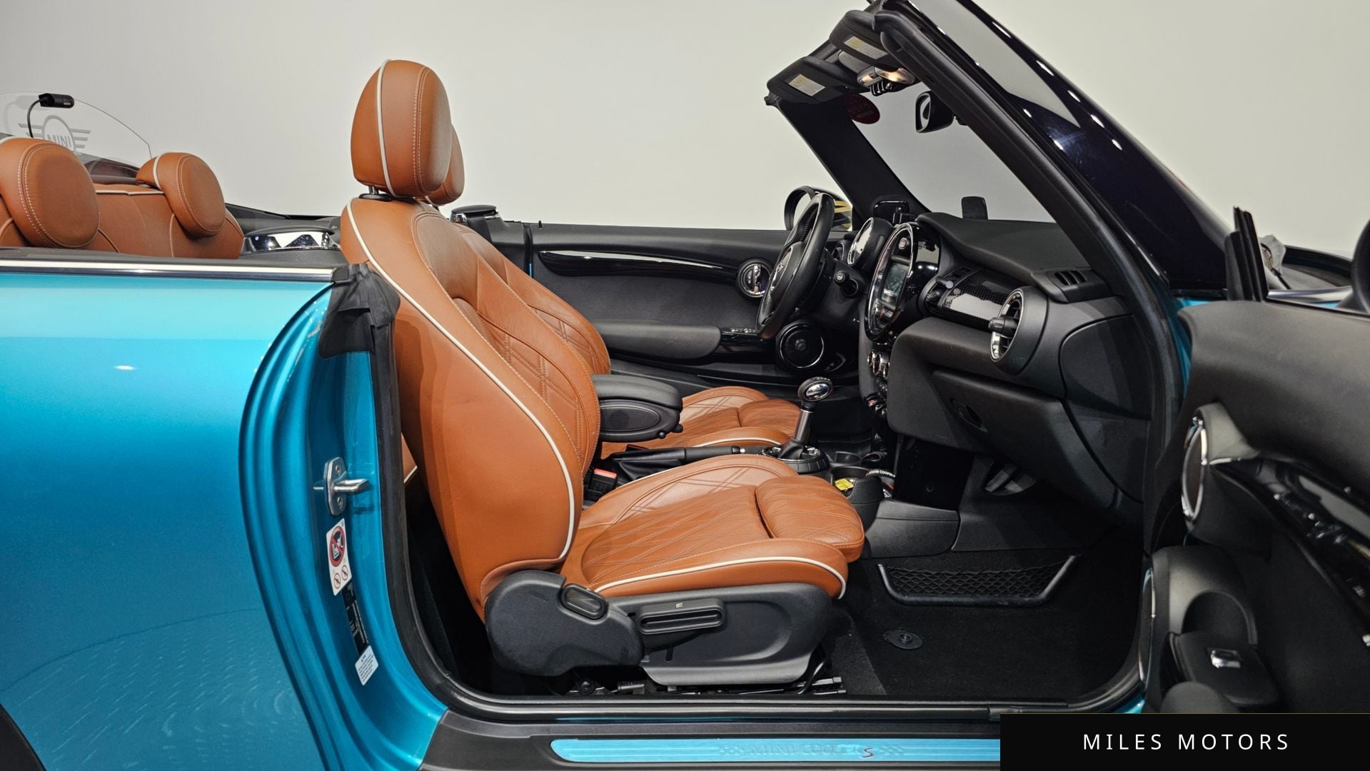 MINI Cooper Convertible 2016 — миниатюра 11