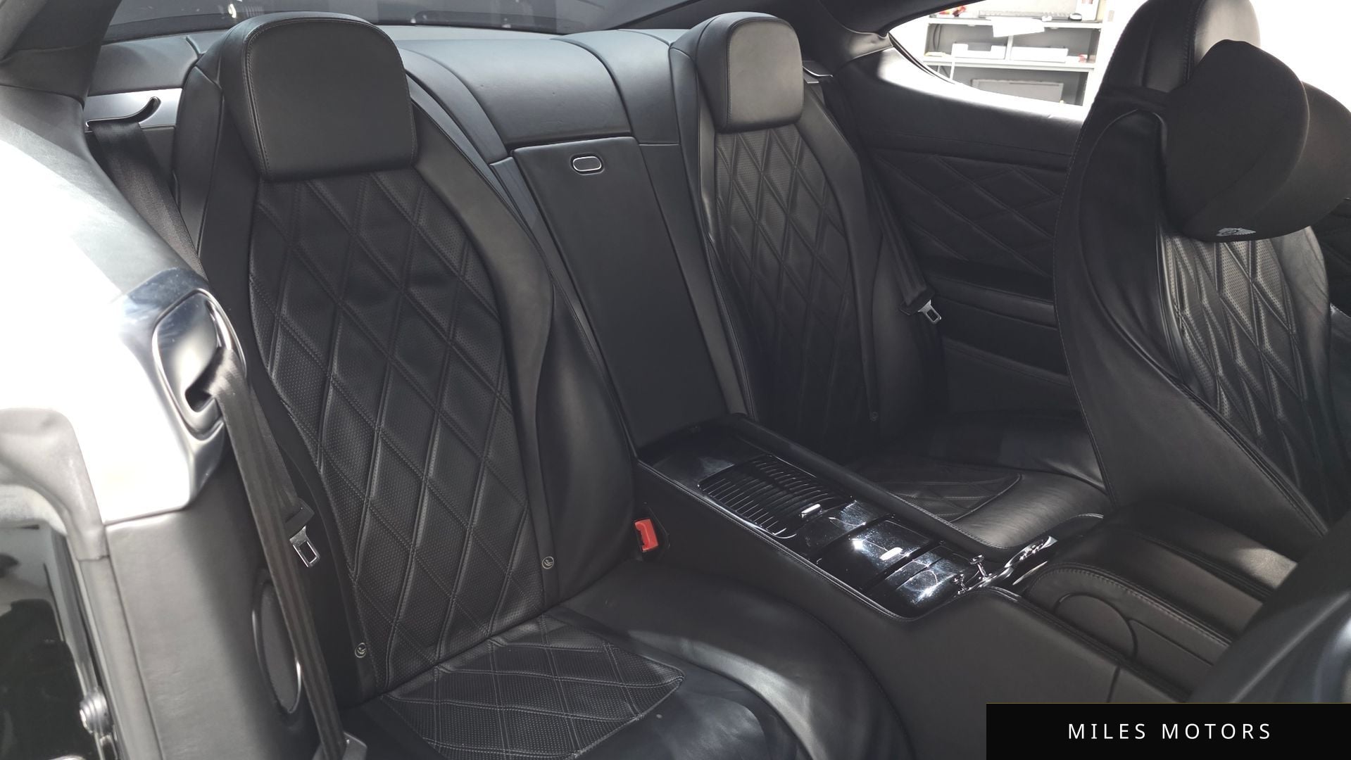 Bentley 컨티넨탈 GT 2012 — миниатюра 11