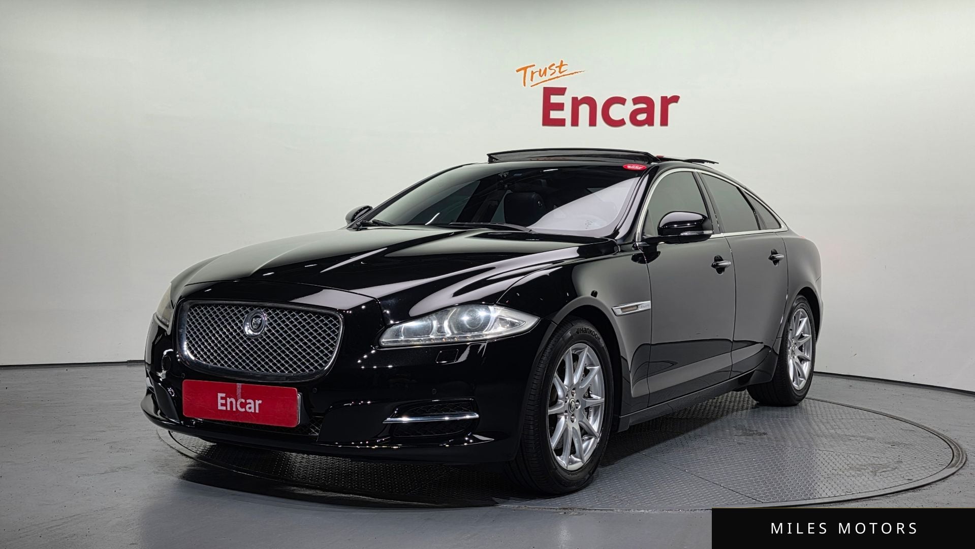 Jaguar All New XJ 2013