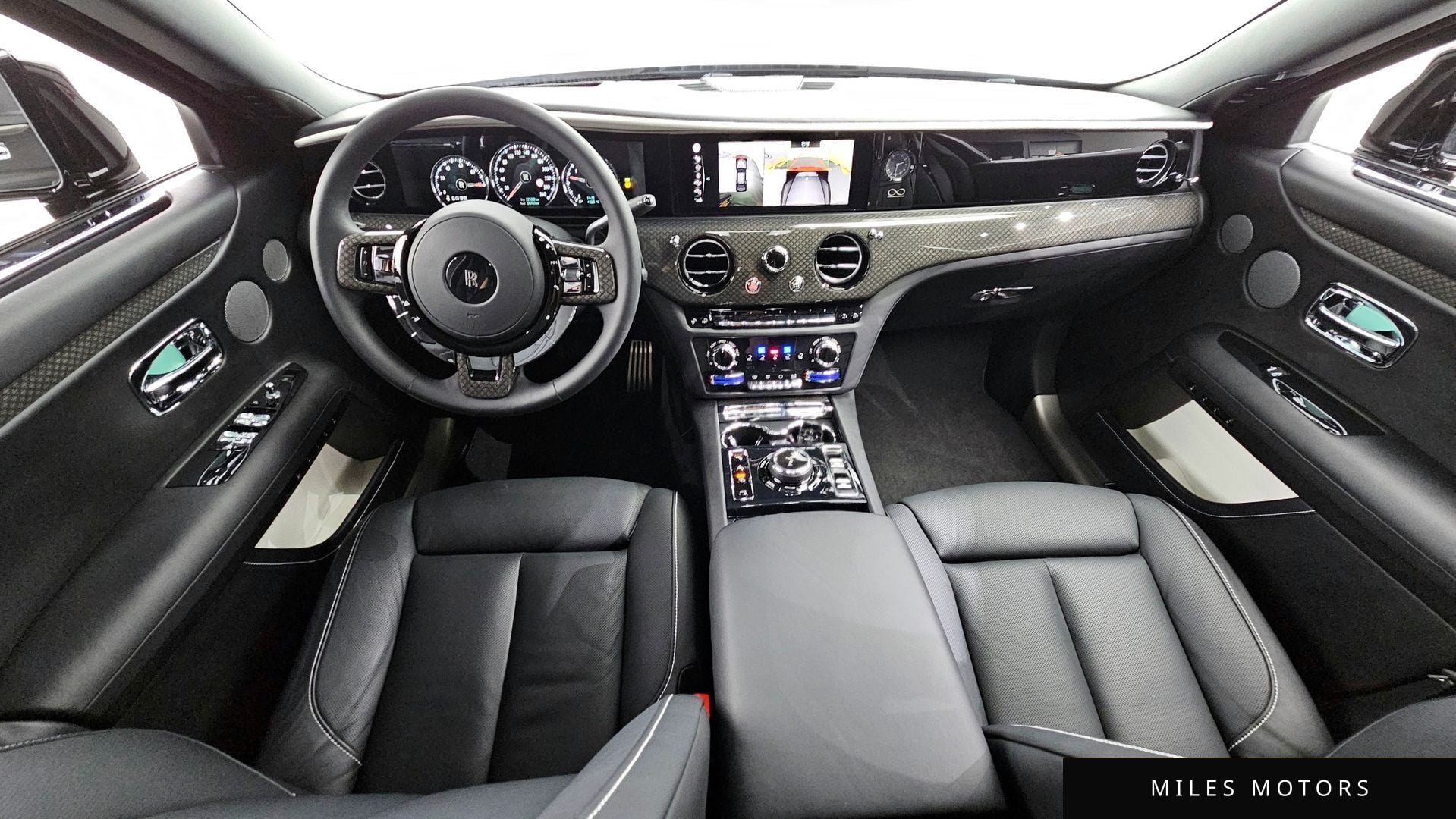 Rolls-Royce 고스트 2023 — миниатюра 7