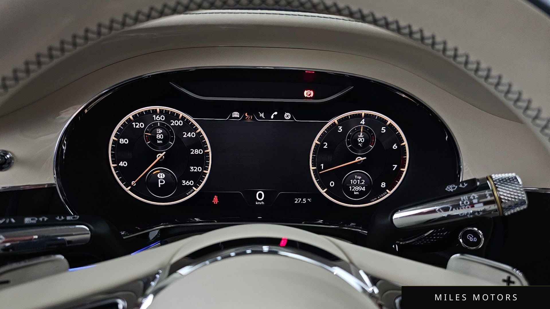 Bentley Flying Spur 2024 — миниатюра 8