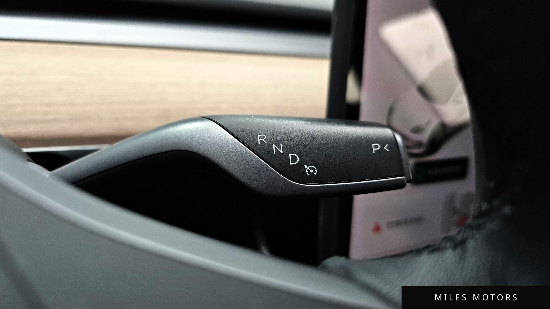 Tesla Model 3 2020 — миниатюра 9