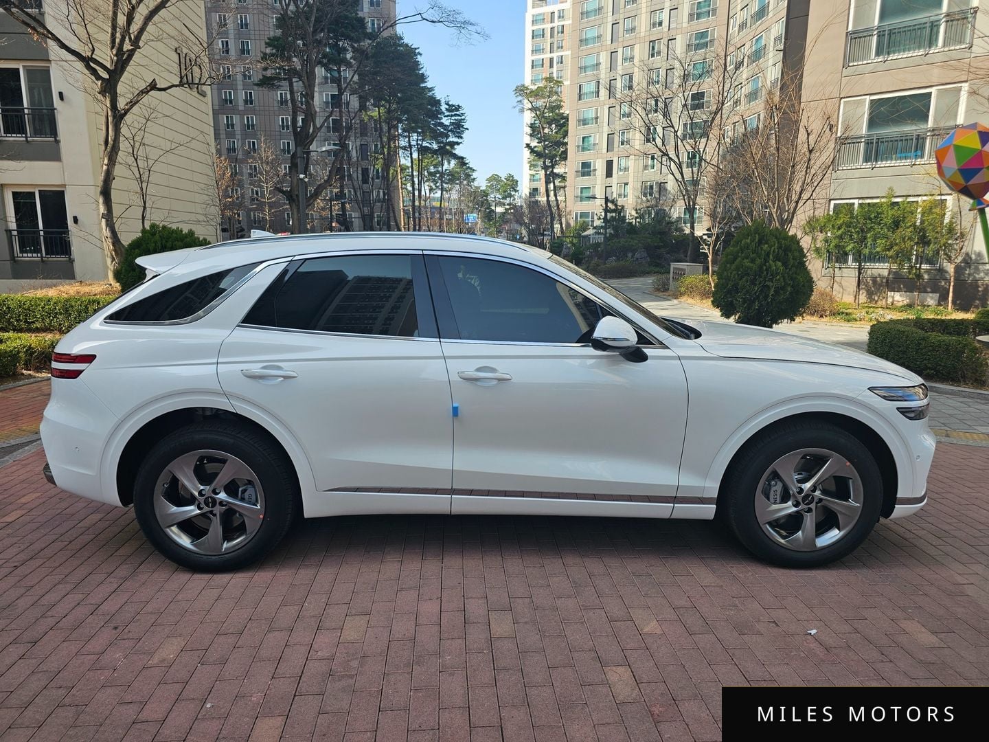 Genesis GV70 2025 — миниатюра 4