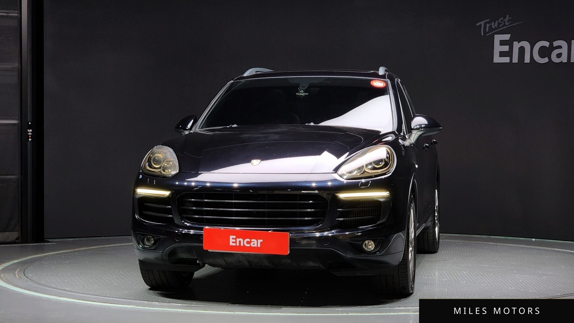 Porsche Cayenne 2016 — миниатюра 3