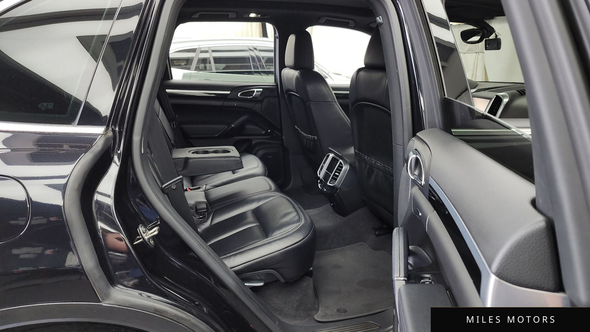 Porsche Cayenne 2016 — миниатюра 12