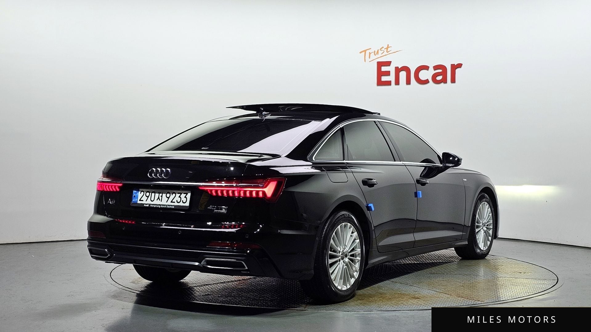 Audi A6 (C8) 2021 — миниатюра 2