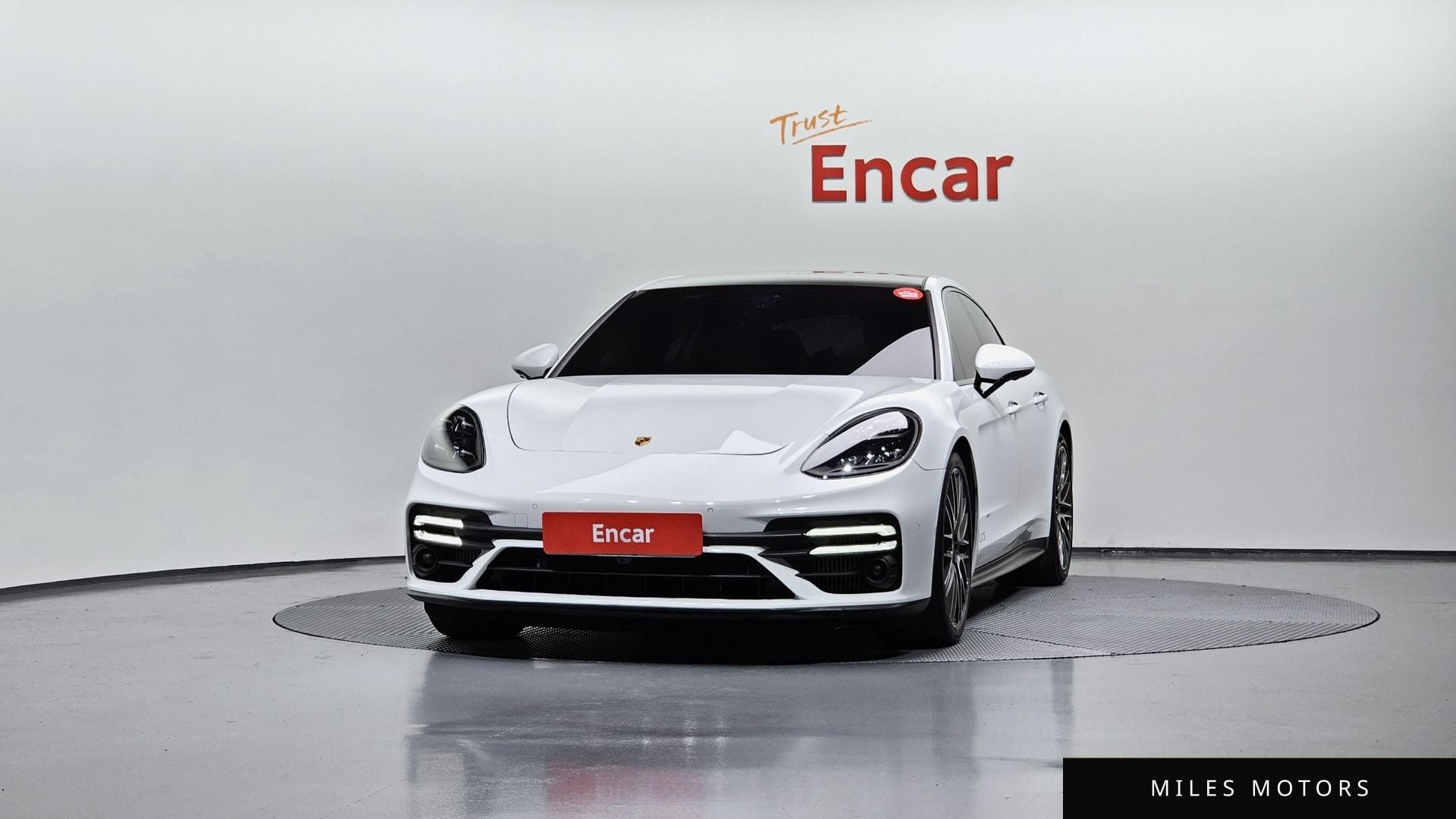 Porsche Panamera 2022 — миниатюра 3