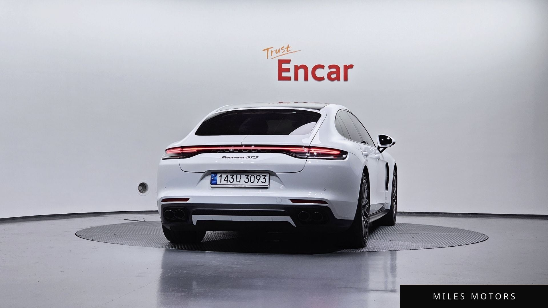 Porsche Panamera 2022 — миниатюра 4