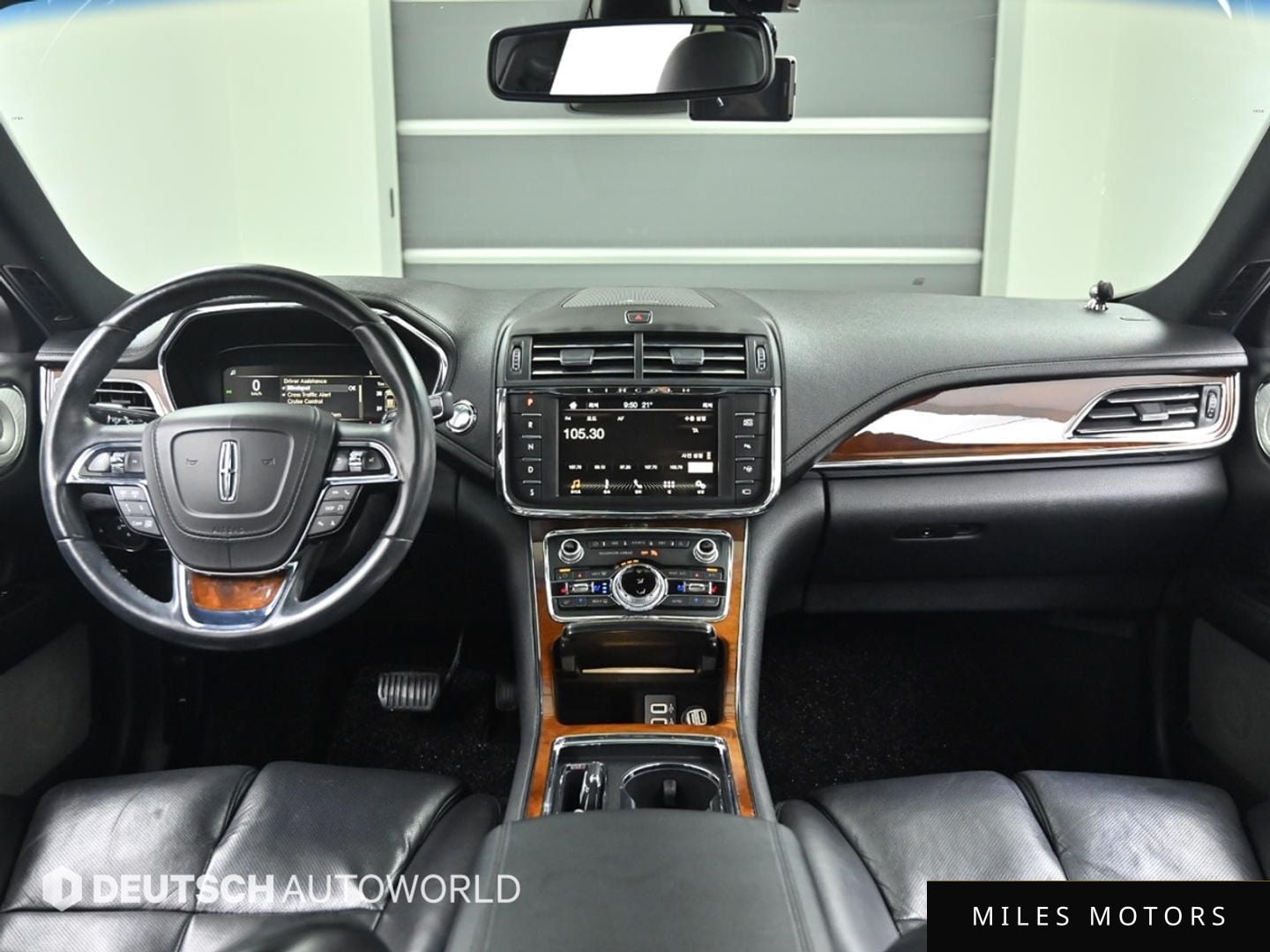 Lincoln Continental 2017 — миниатюра 7