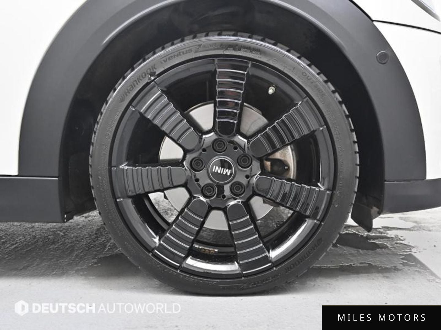 MINI Cooper S 2023 — миниатюра 5
