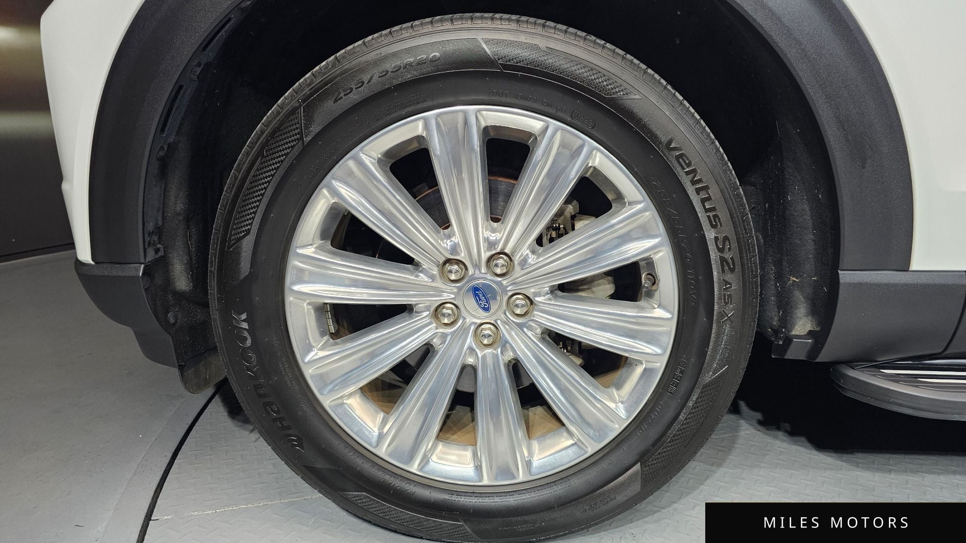 Ford Explorer 2020 — миниатюра 5