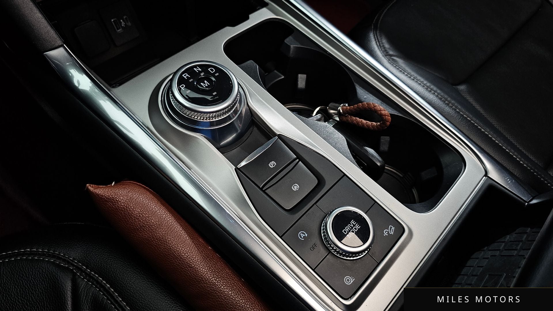Ford Explorer 2020 — миниатюра 9