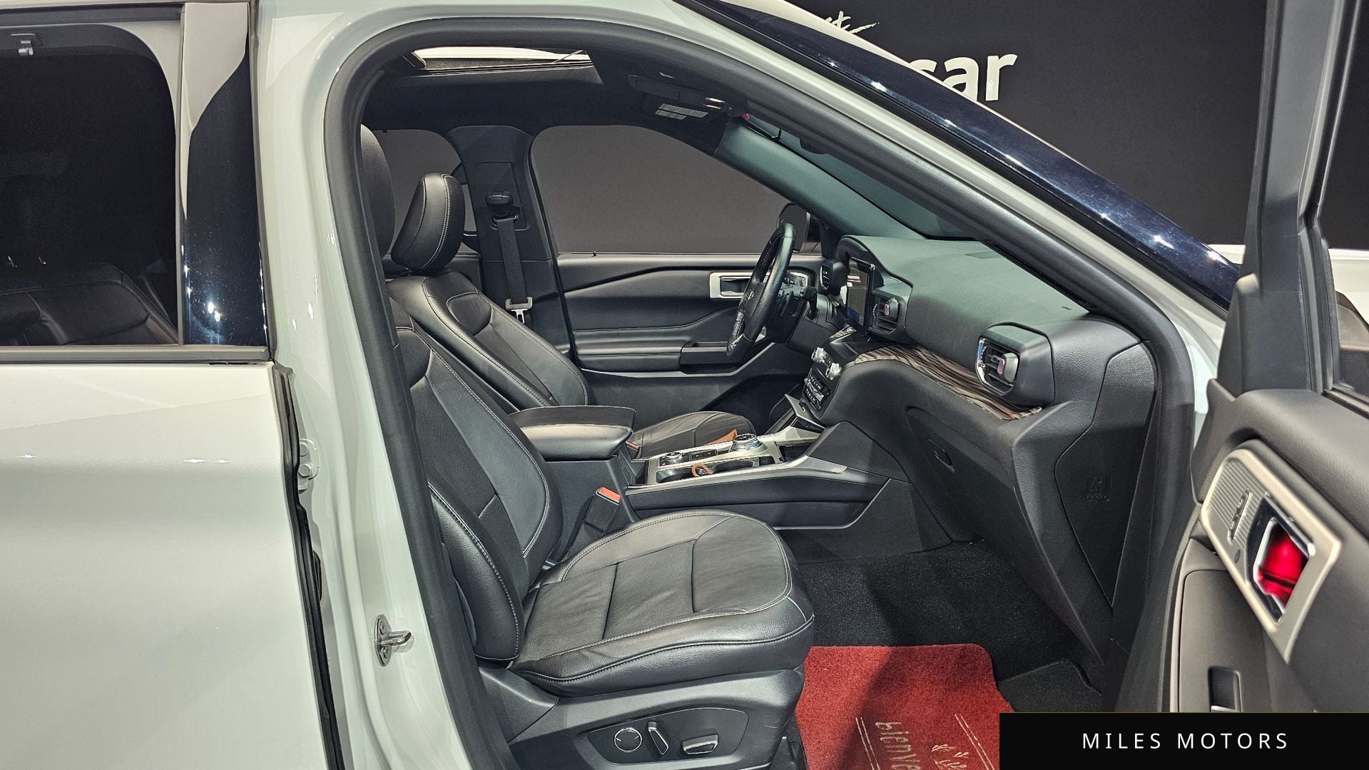 Ford Explorer 2020 — миниатюра 10