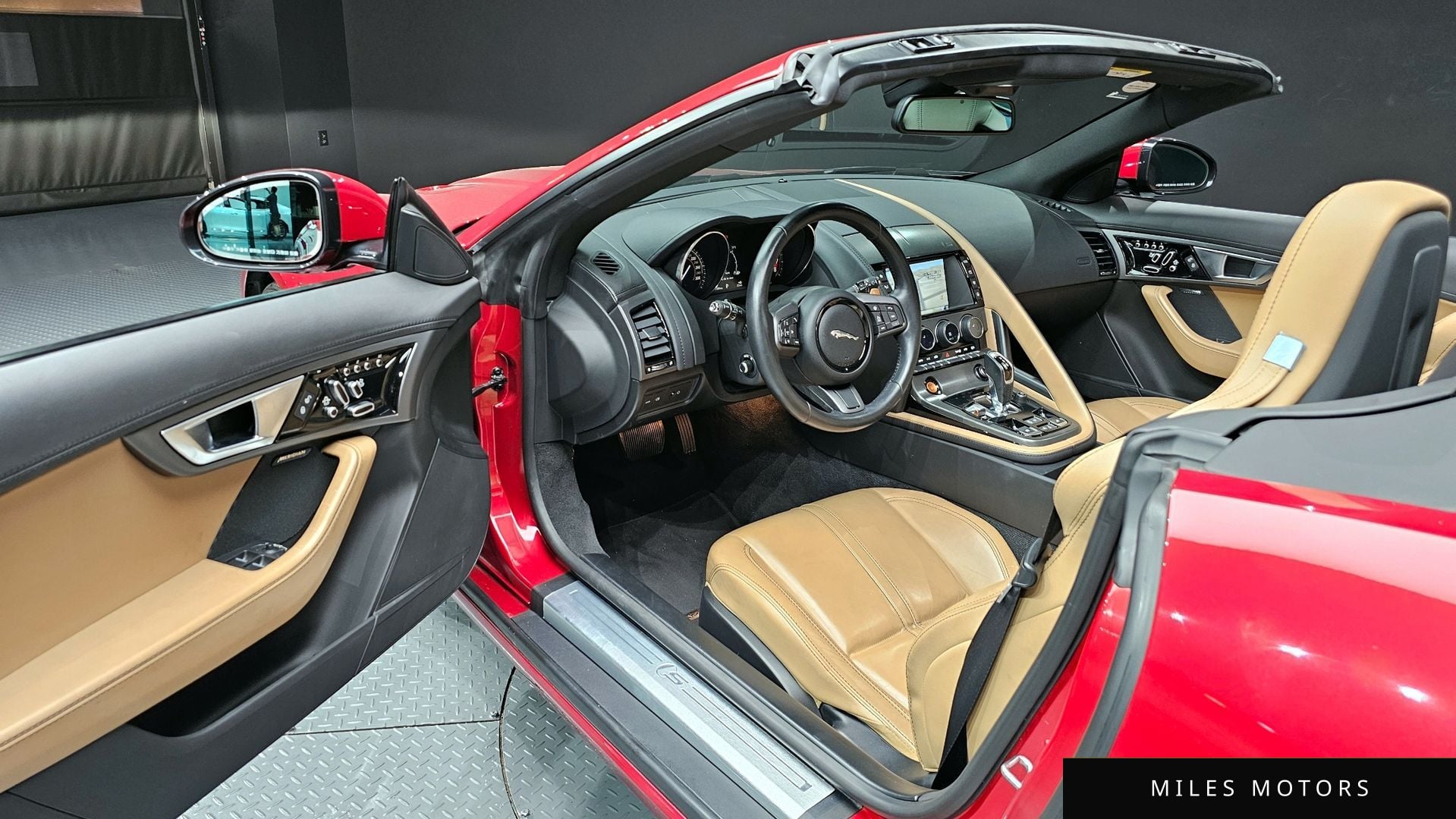 Jaguar F-TYPE 2017 — миниатюра 11