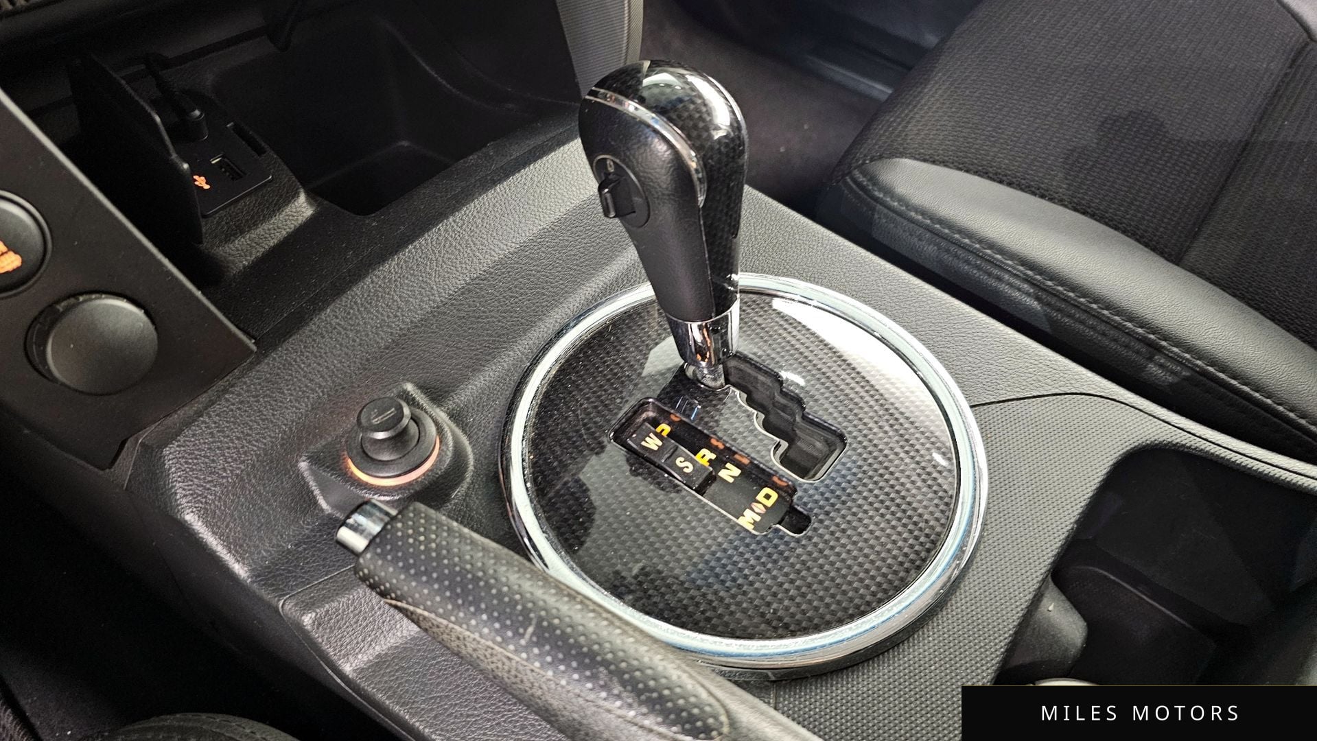 KG Mobility KORANDO 2014 — миниатюра 9