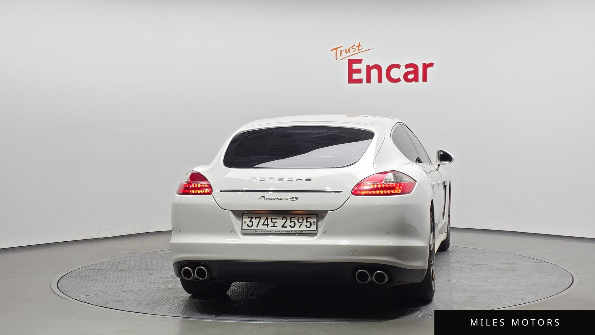 Porsche Panamera 2011 — миниатюра 4