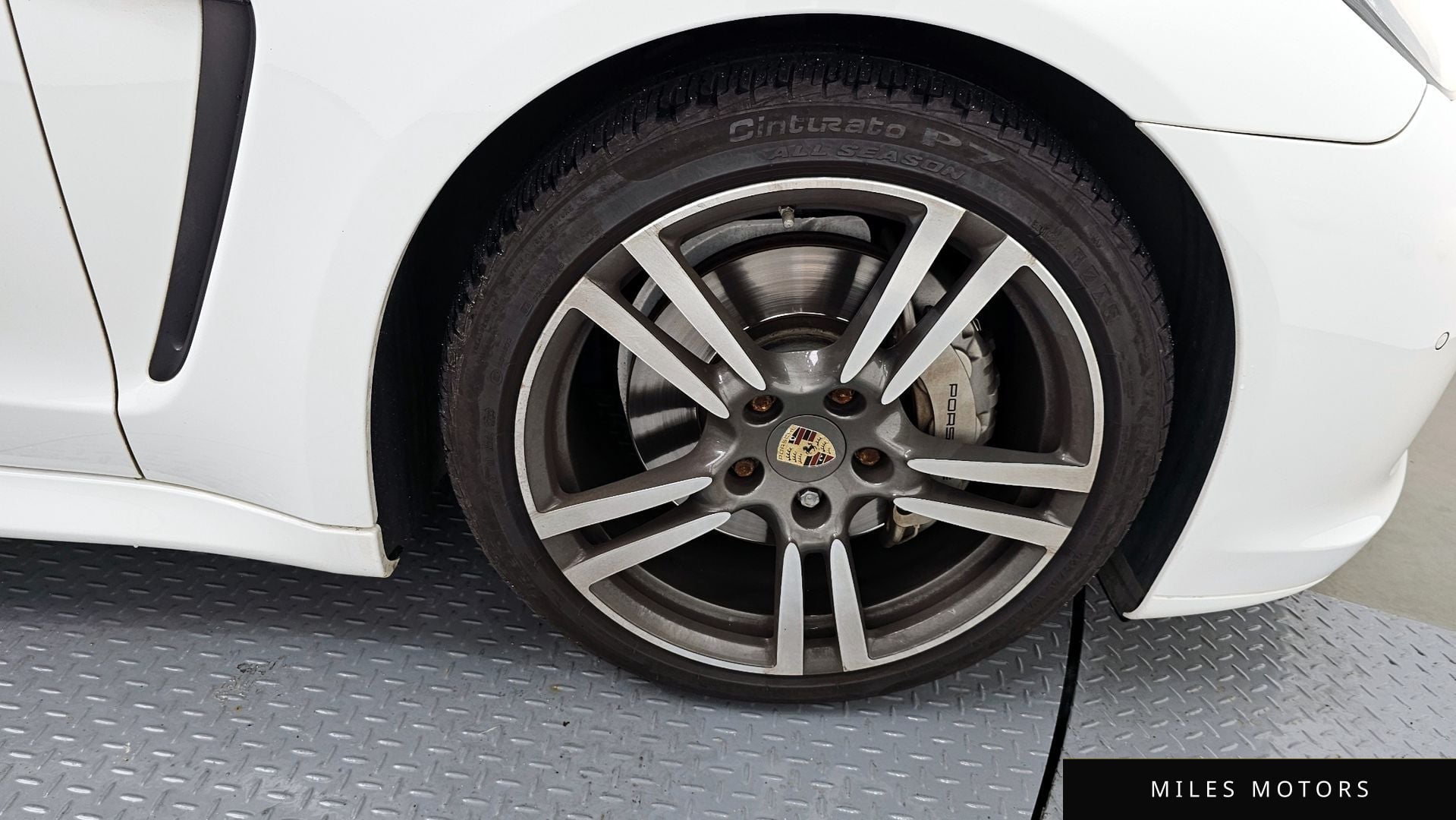 Porsche Panamera 2011 — миниатюра 5