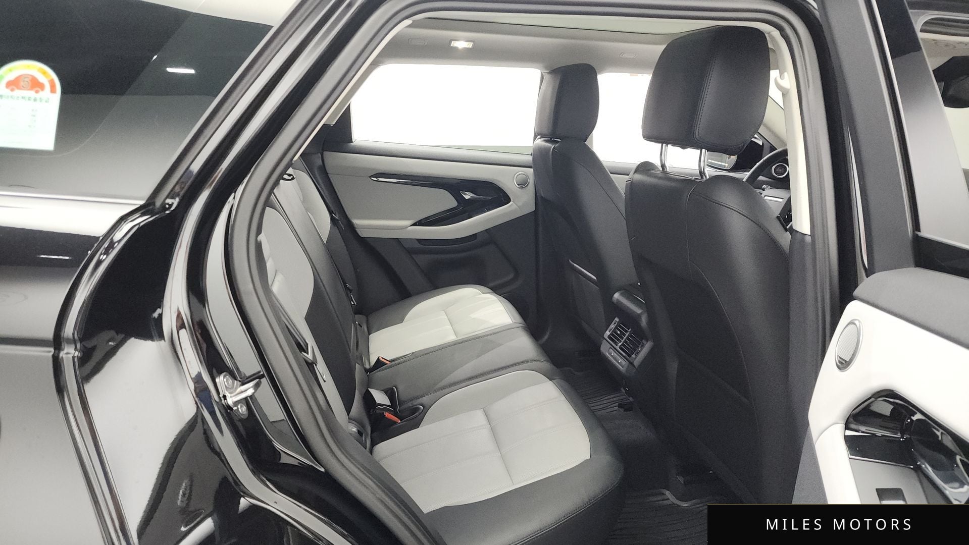 Land Rover 레인지로버 이보크 2024 — миниатюра 12