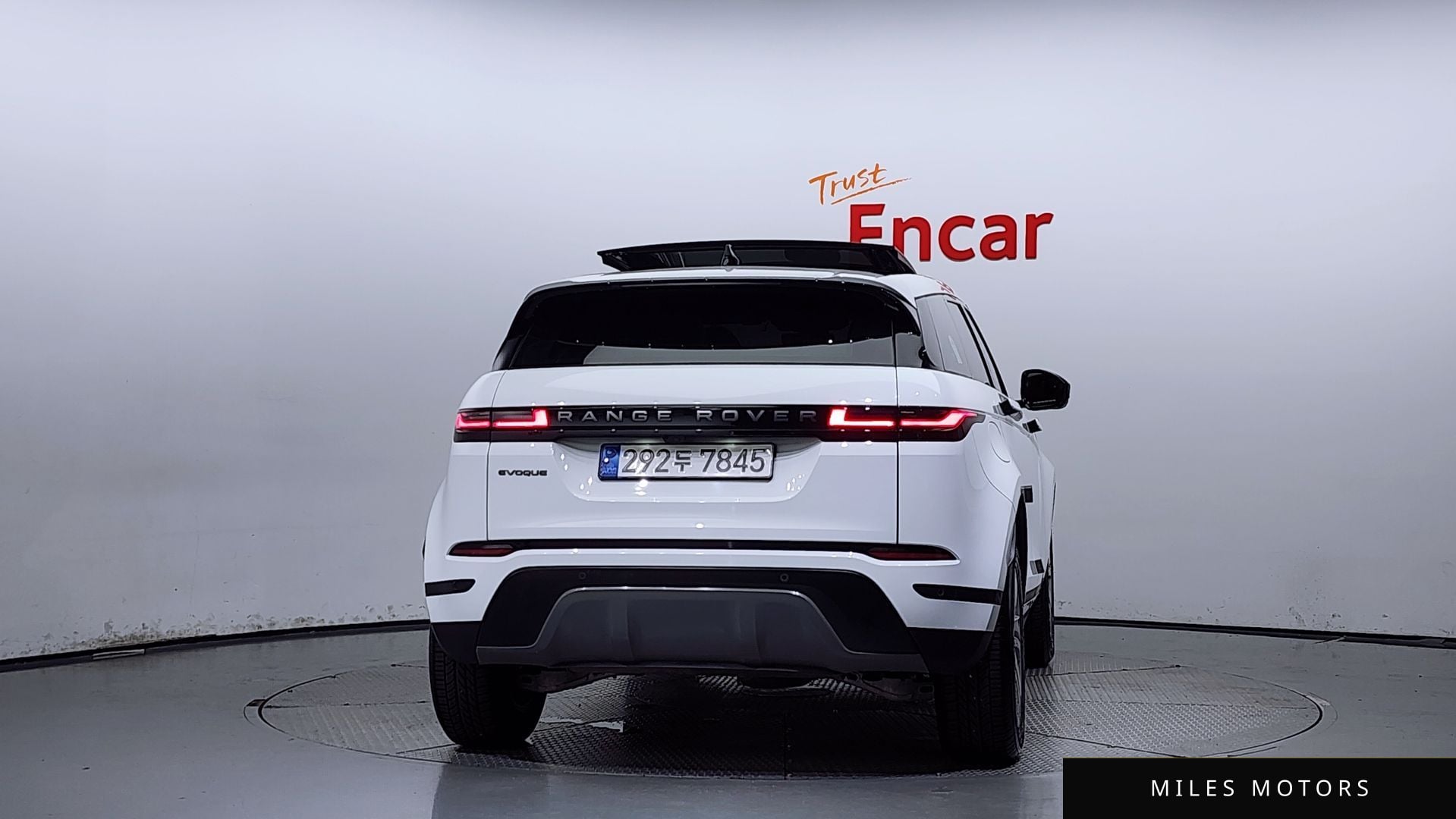 Land Rover 레인지로버 이보크 2024 — миниатюра 4
