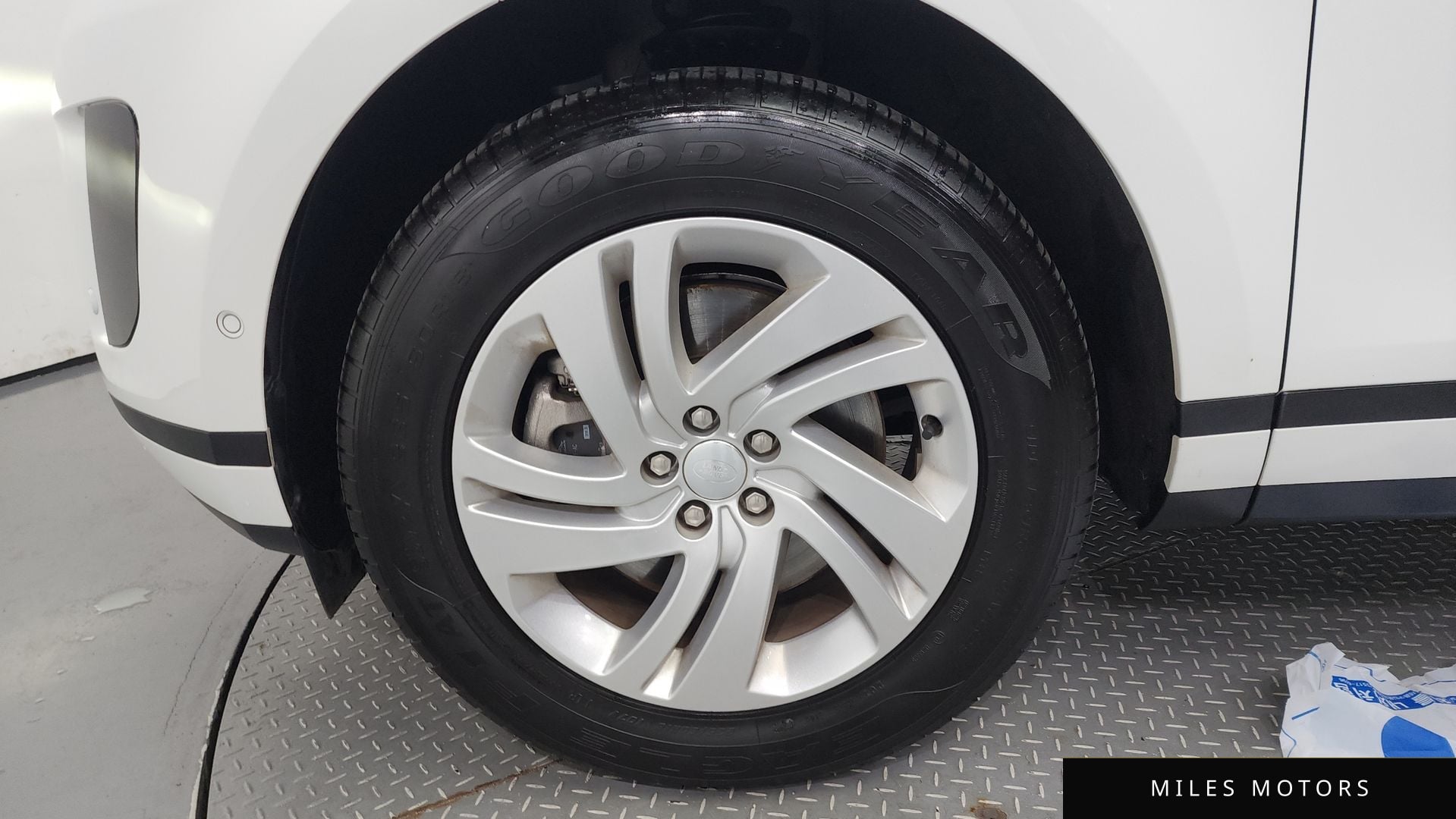 Land Rover 레인지로버 이보크 2024 — миниатюра 5