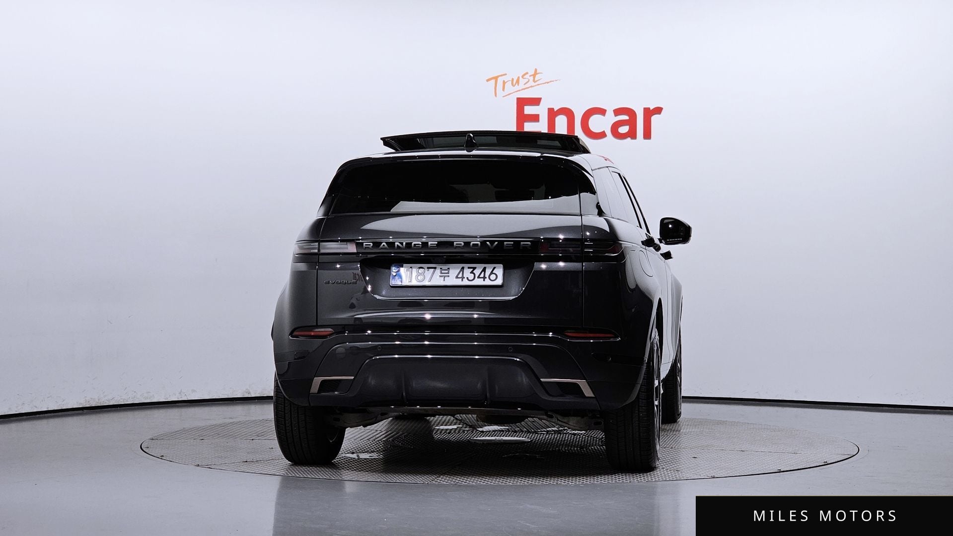 Land Rover 레인지로버 이보크 2024 — миниатюра 4