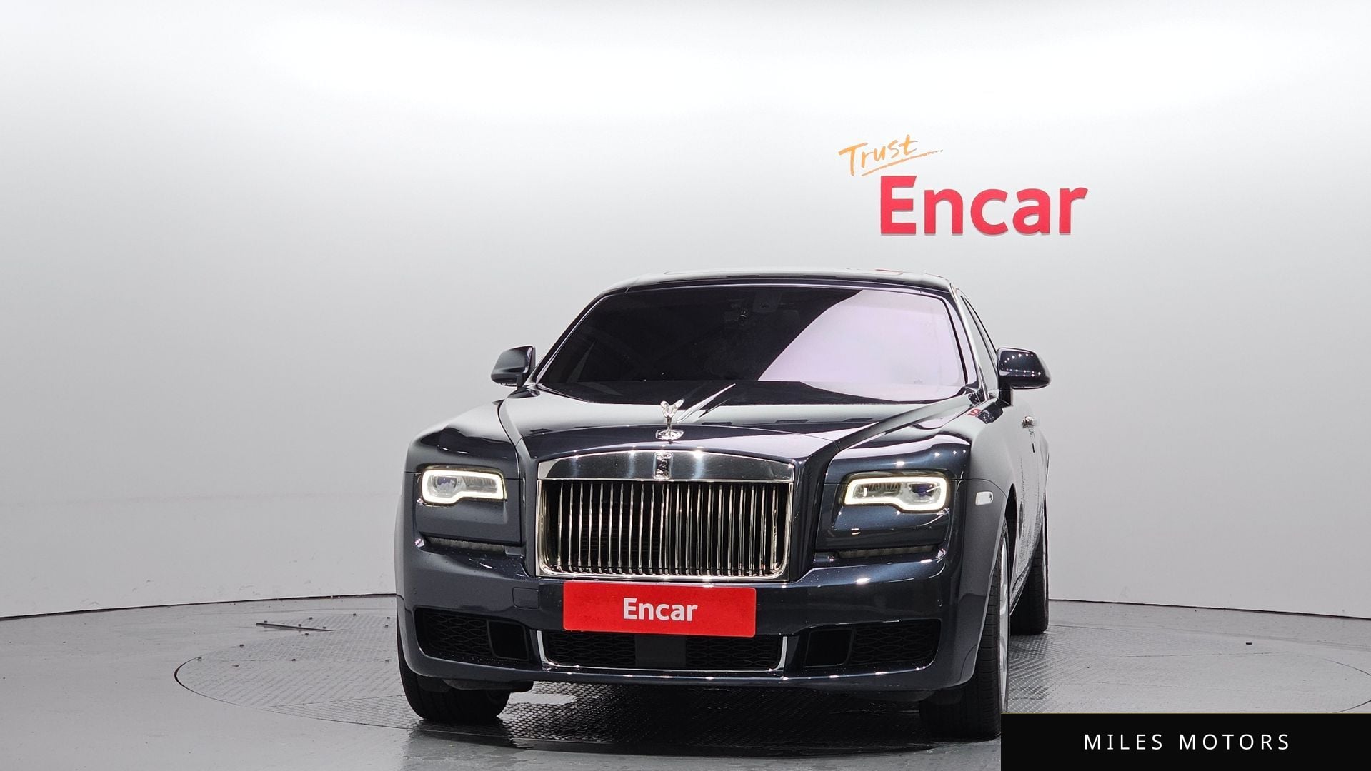 Rolls-Royce 고스트 2018 — миниатюра 3