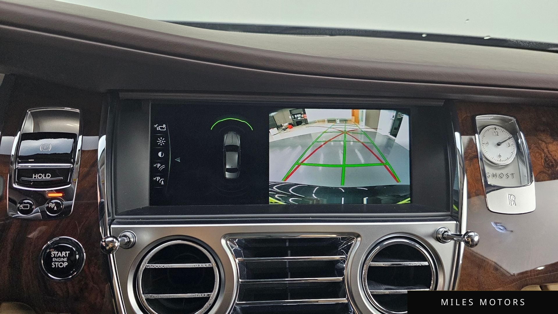 Rolls-Royce 고스트 2018 — миниатюра 14
