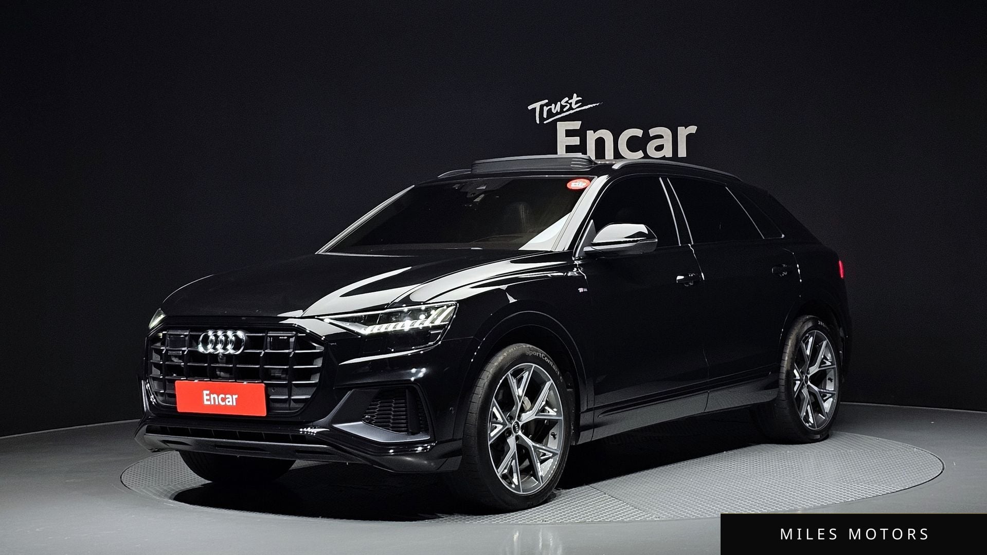 Audi Q8 (4M) 2023 — фото 1 из 12