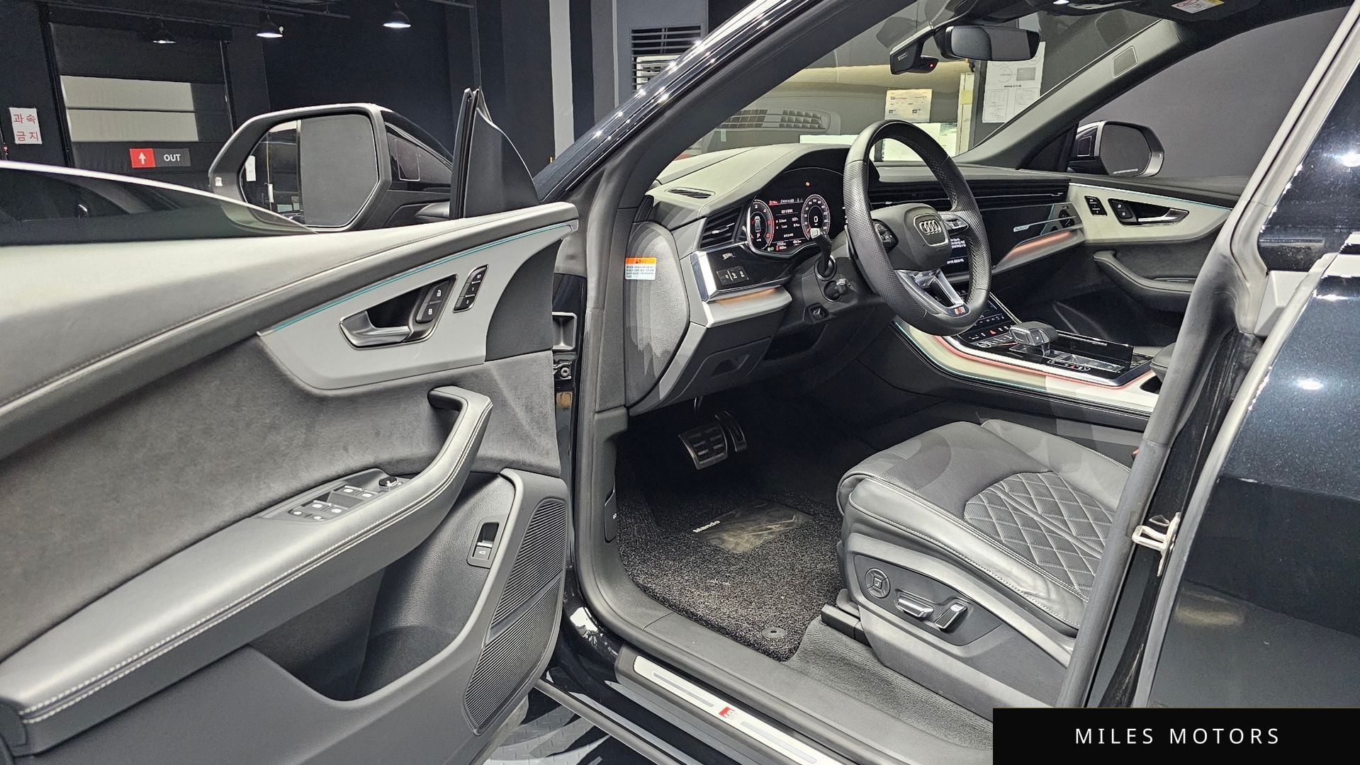 Audi Q8 (4M) 2023 — миниатюра 11