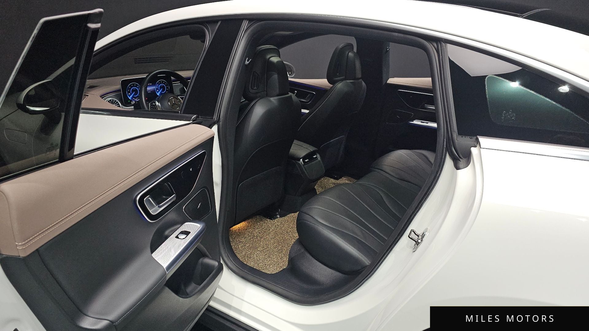 Mercedes-Benz EQE V295 2023 — миниатюра 12