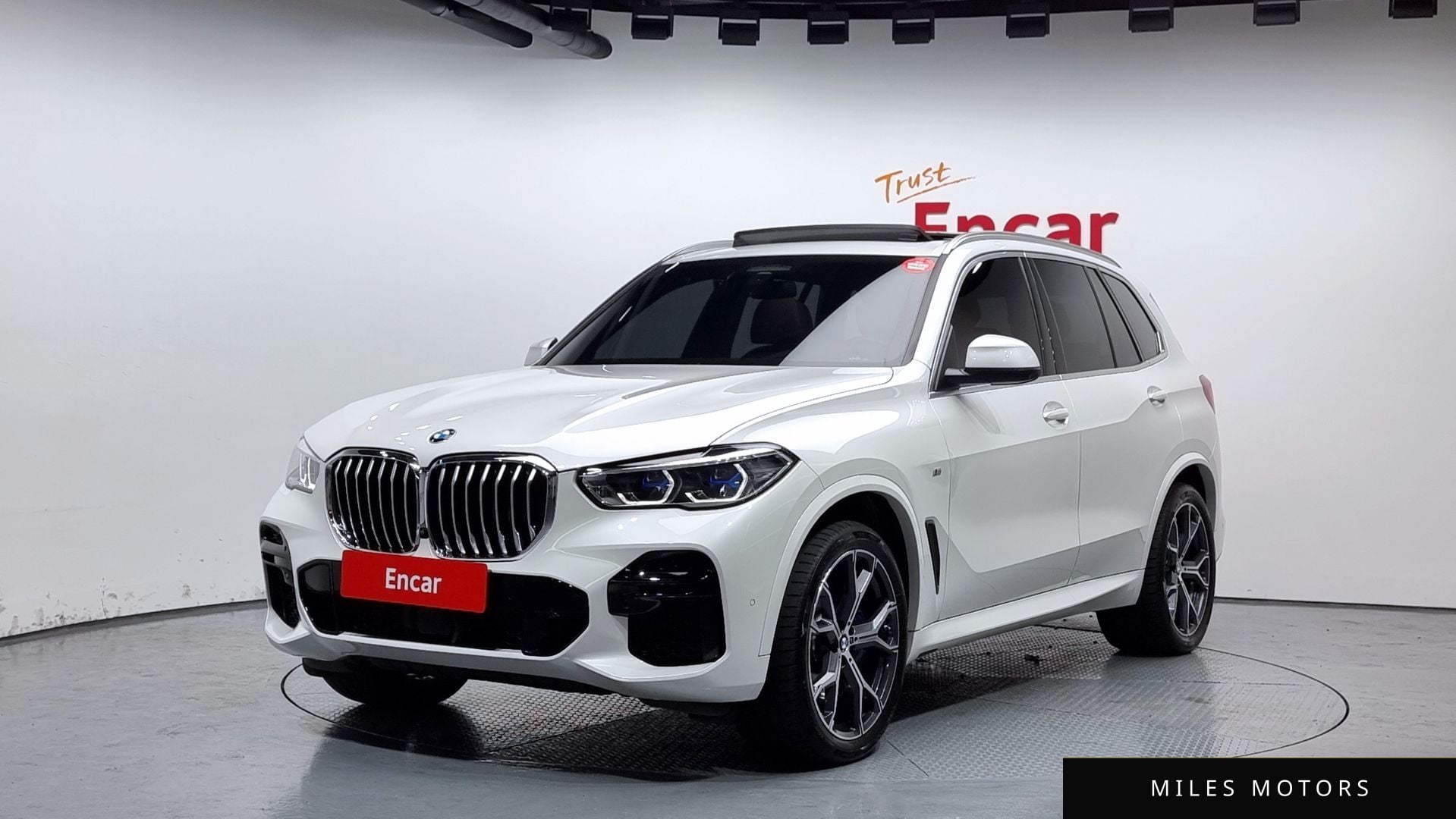 BMW X5 (G05) 2023 — фото 1 из 12