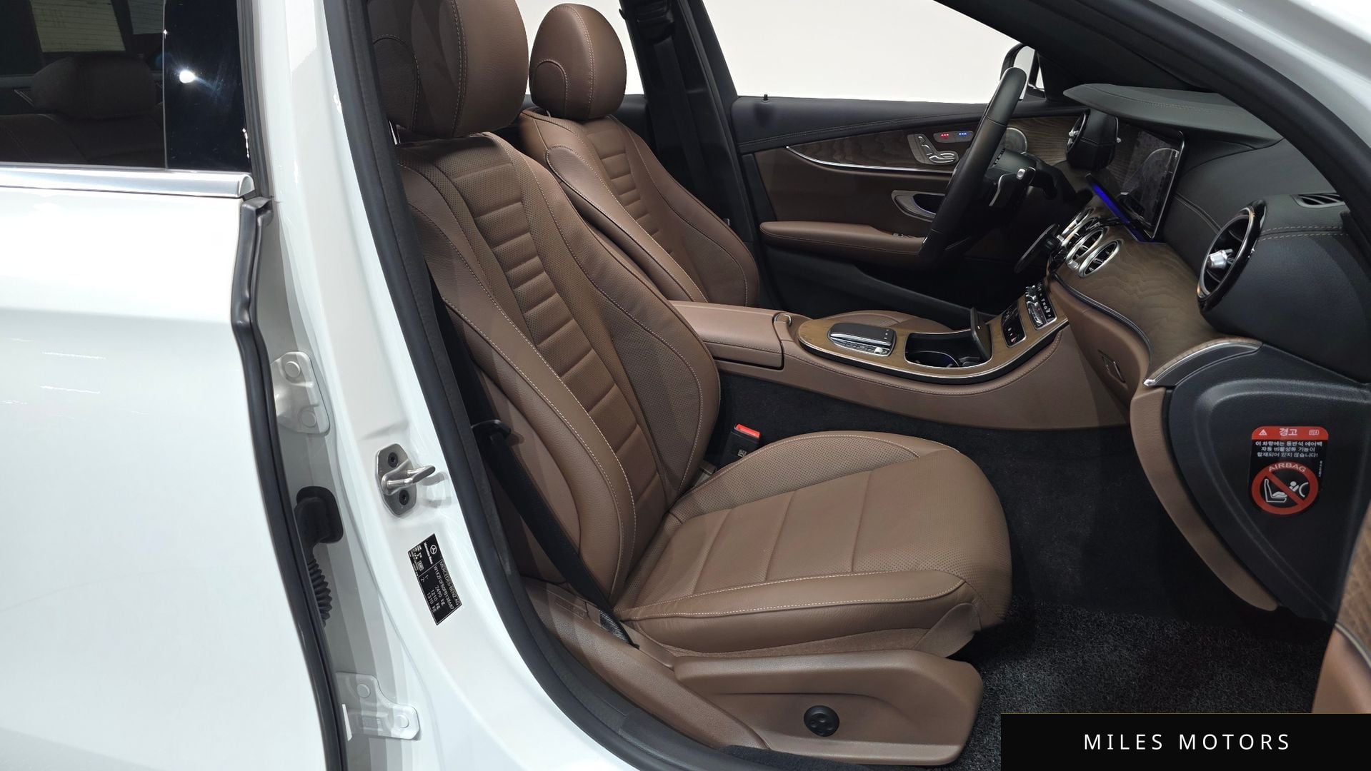 Mercedes-Benz E-Class W213 2023 — миниатюра 10