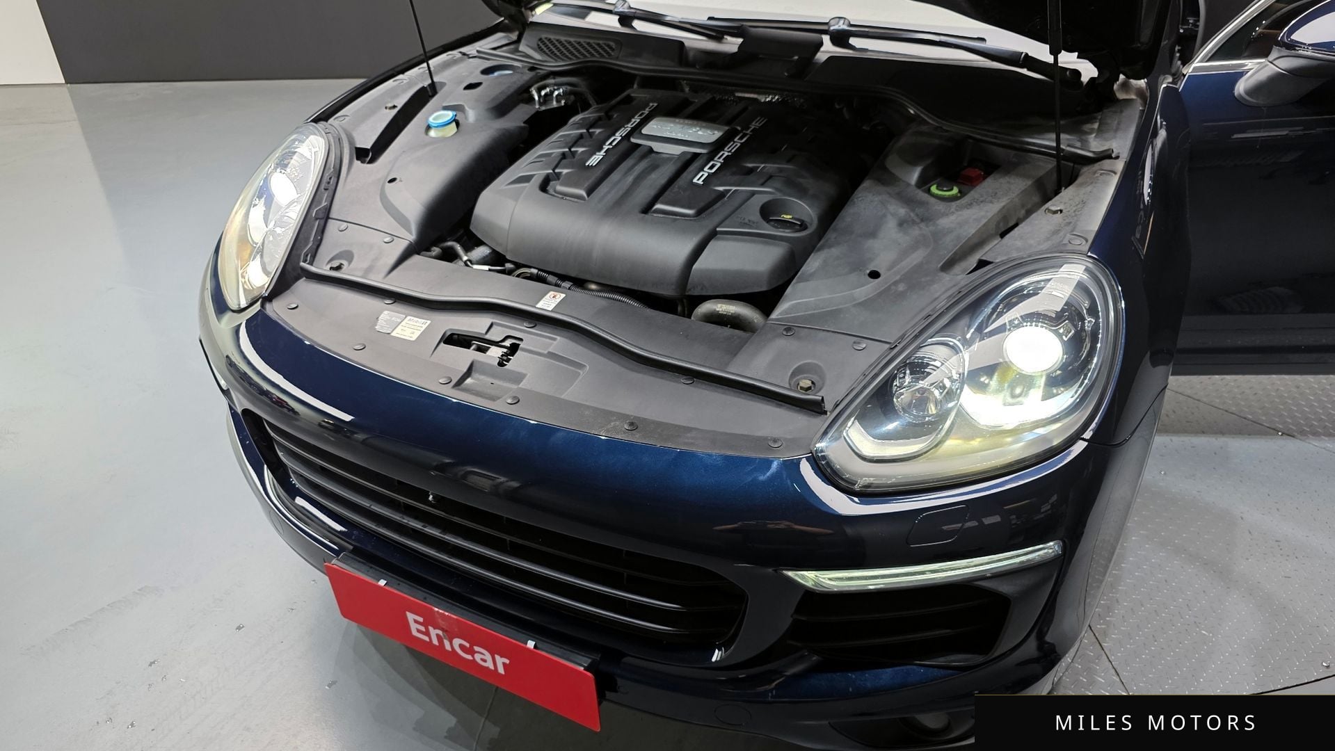 Porsche Cayenne 2015 — миниатюра 6