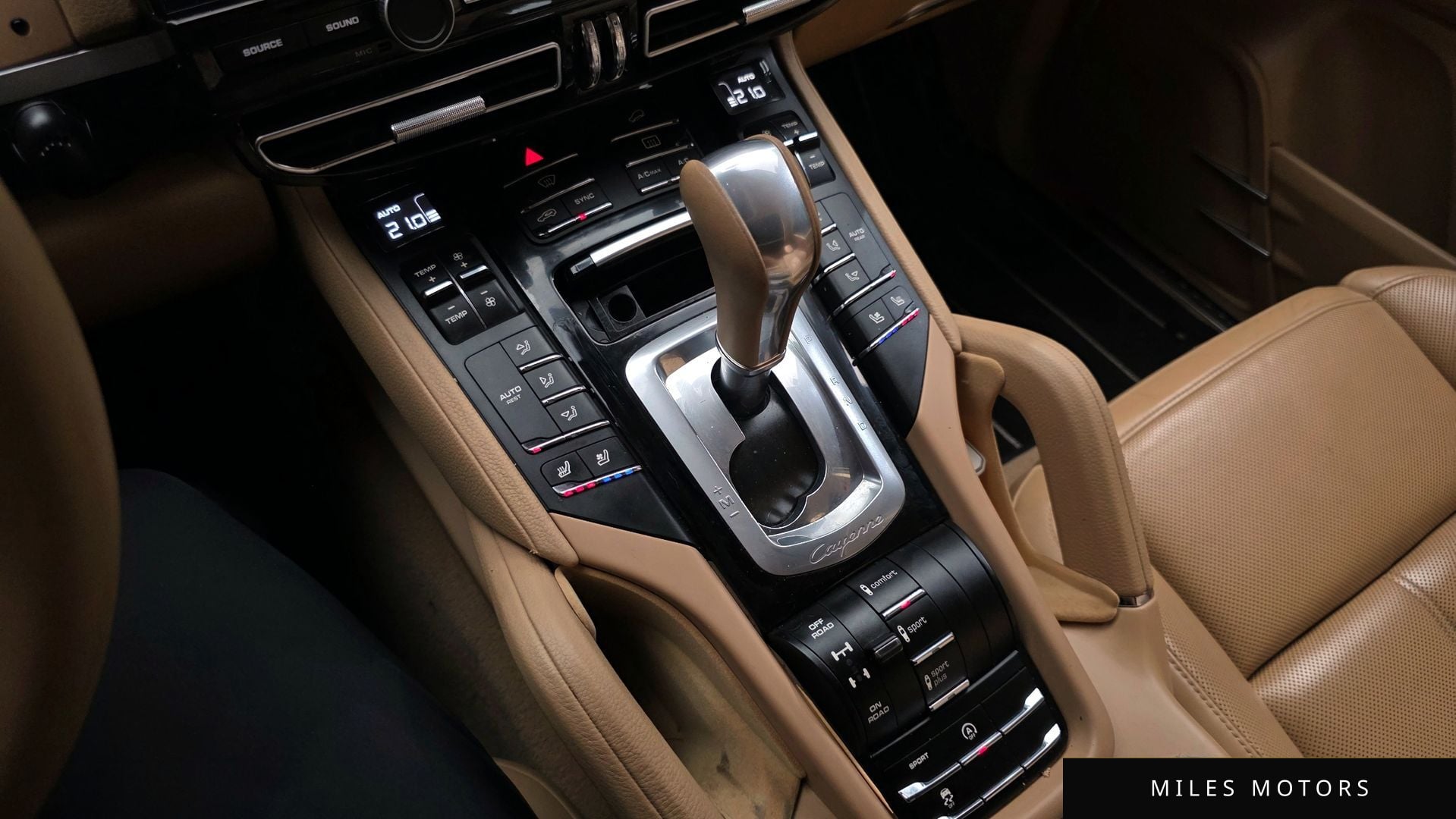 Porsche Cayenne 2015 — миниатюра 9