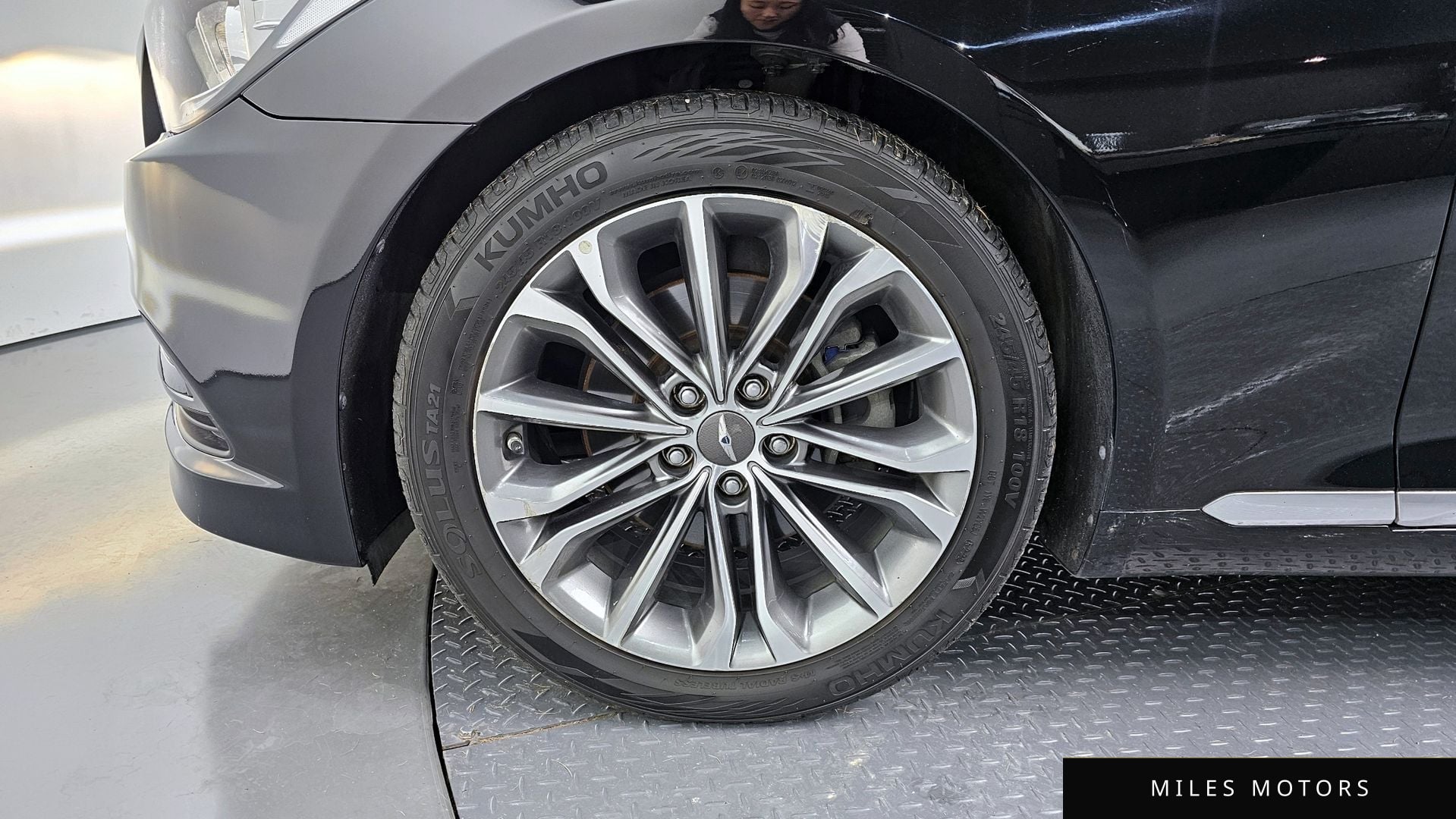 Hyundai Genesis 2014 — миниатюра 5