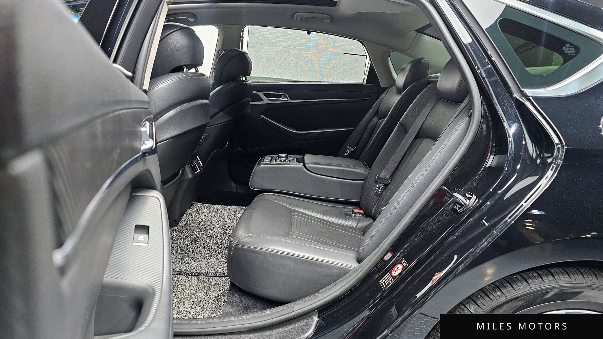Hyundai Genesis 2014 — миниатюра 12