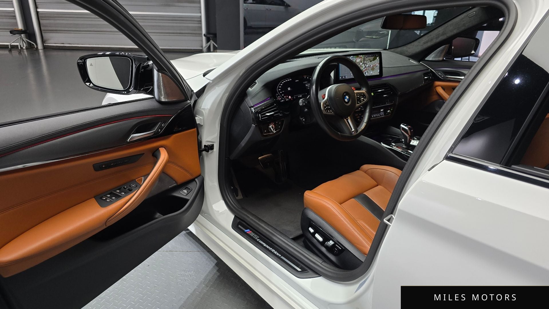 BMW M5 (F90) 2023 — миниатюра 11