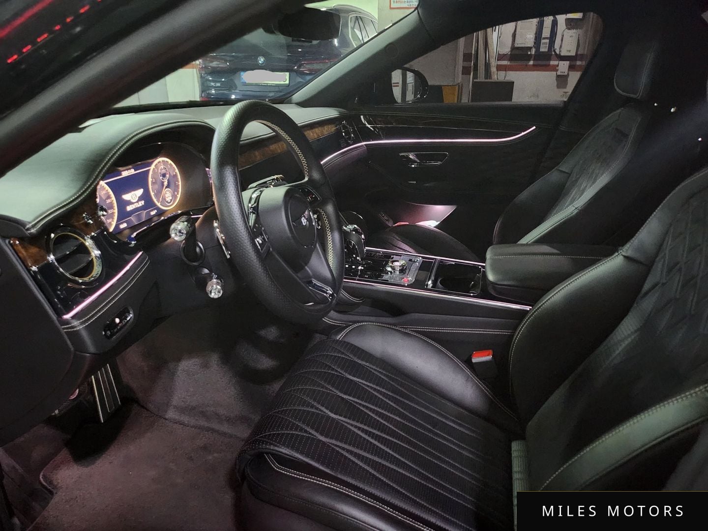 Bentley Flying Spur 2020 — миниатюра 7