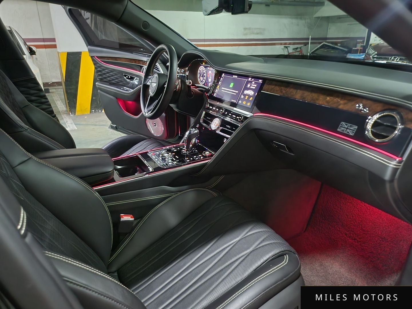 Bentley Flying Spur 2020 — миниатюра 17