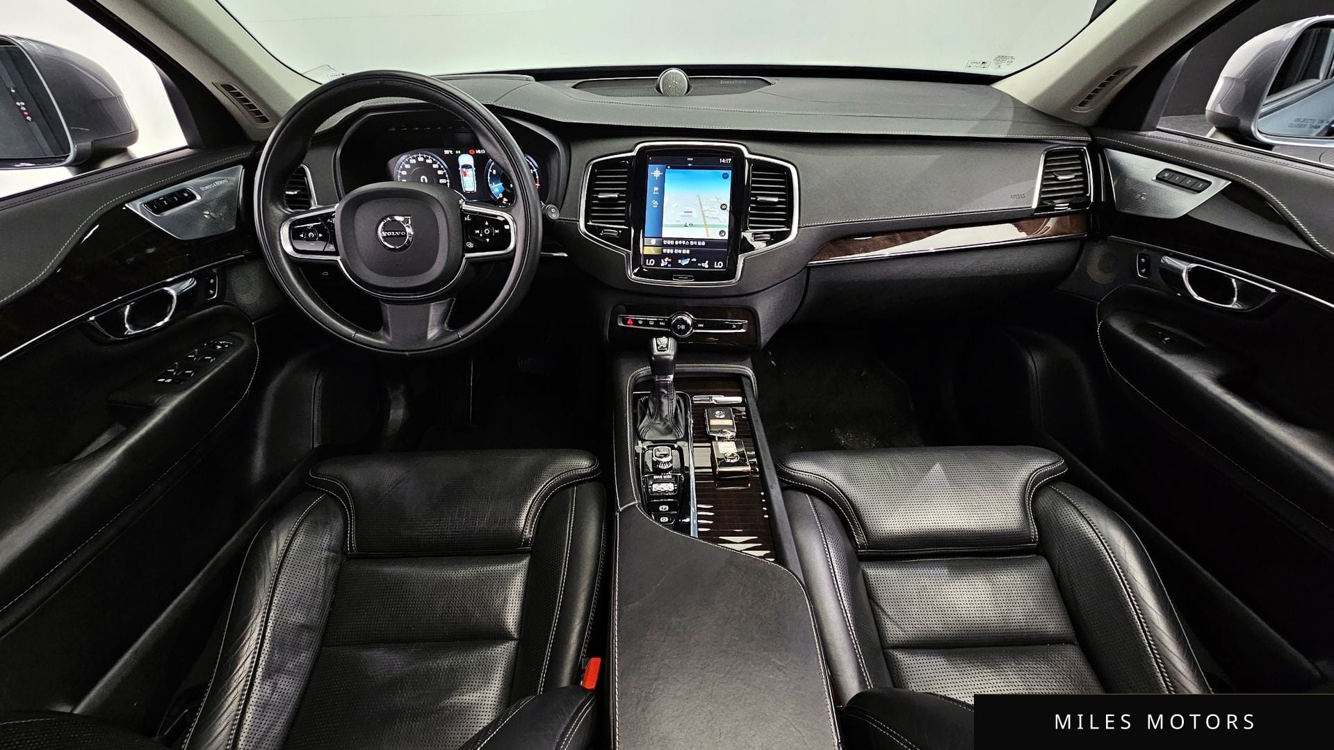 Volvo XC90 2017 — миниатюра 7