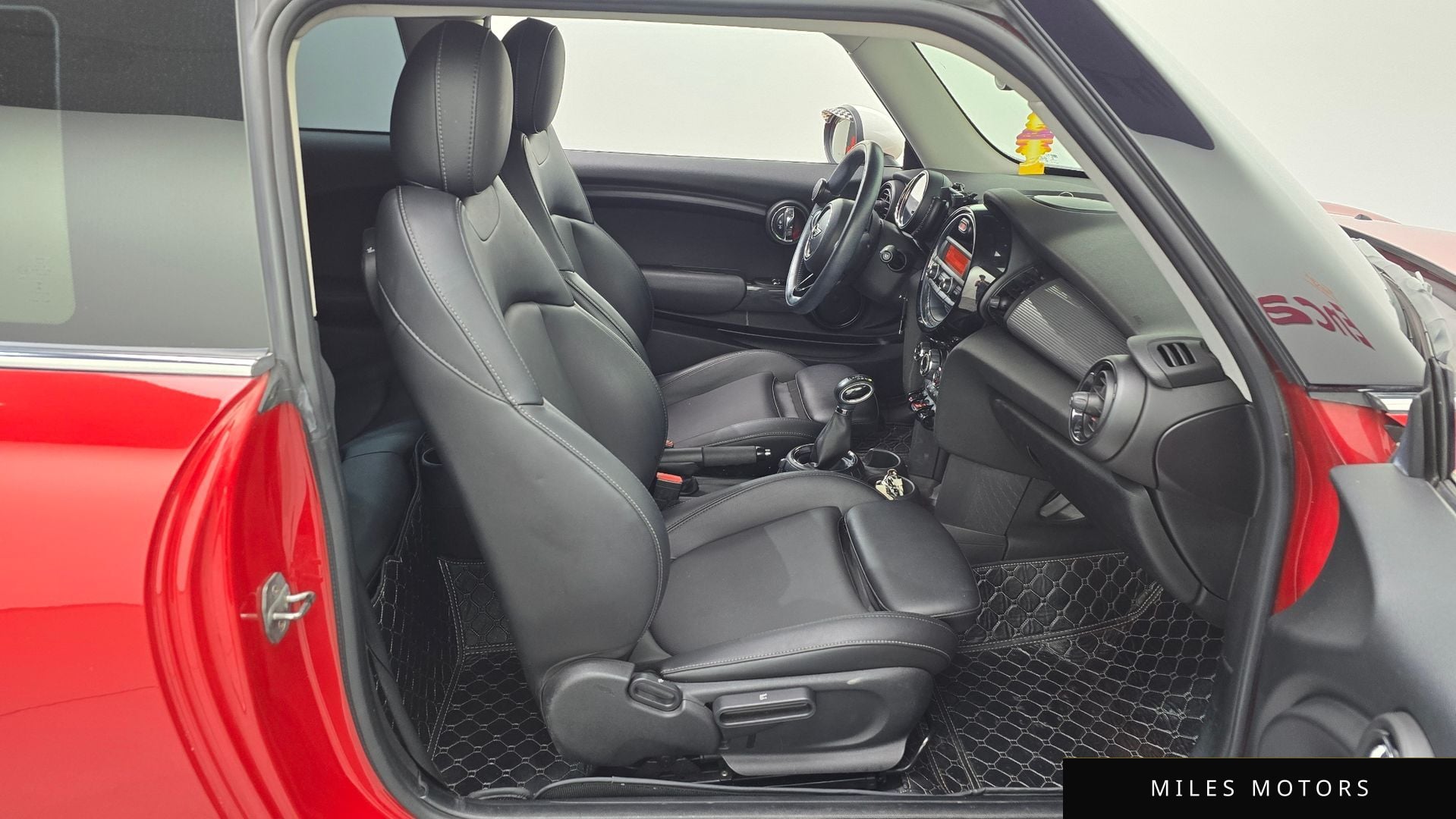 MINI 쿠퍼 2015 — миниатюра 11