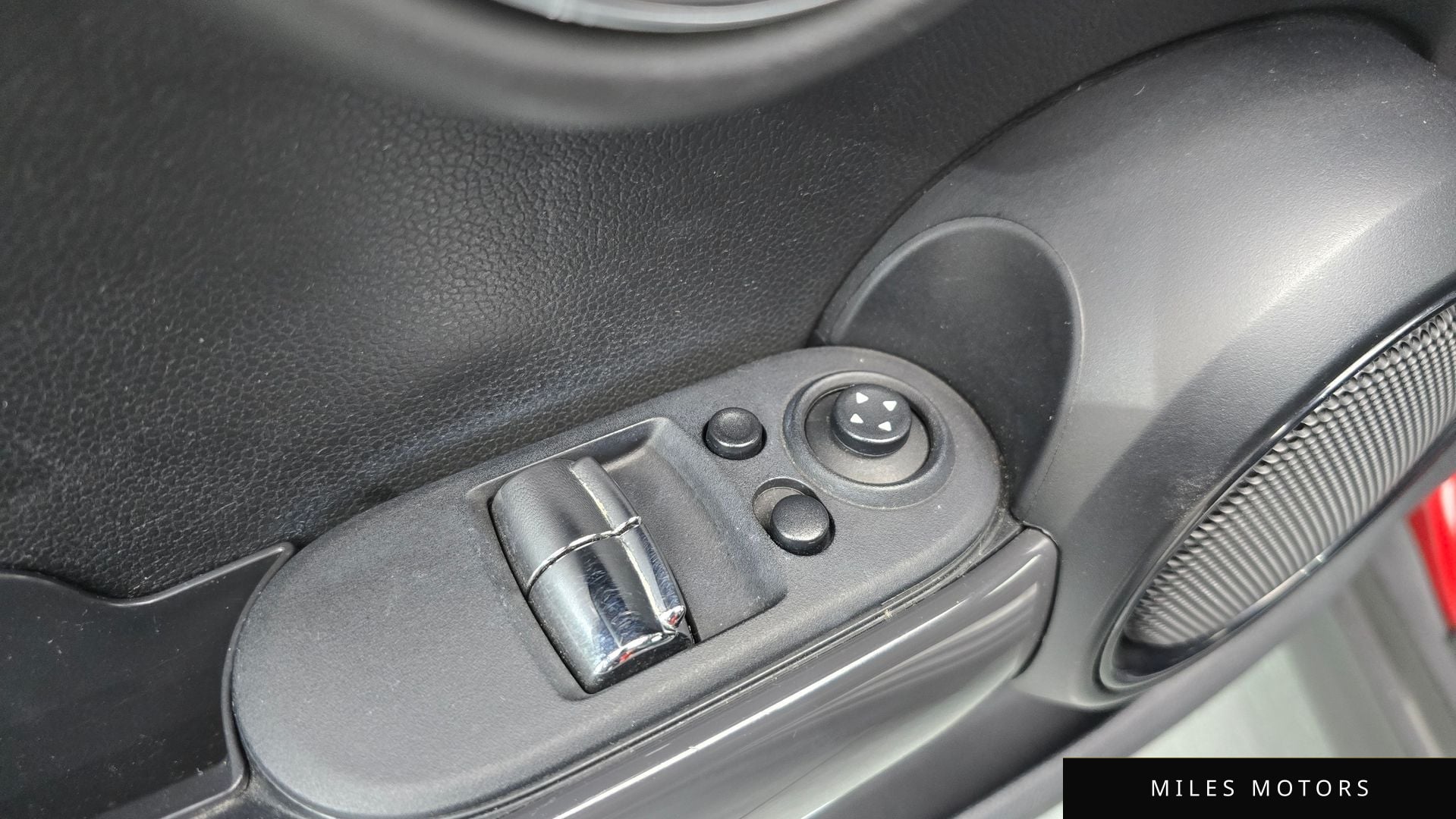 MINI 쿠퍼 2015 — миниатюра 18