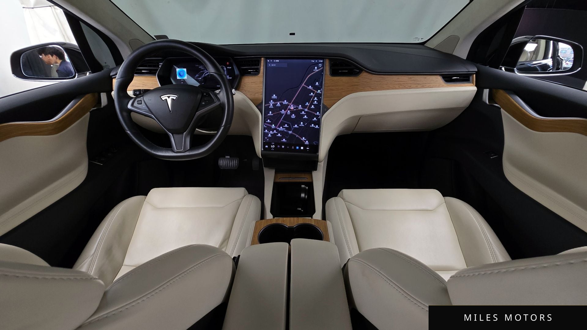 Tesla Model X 2019 — миниатюра 7