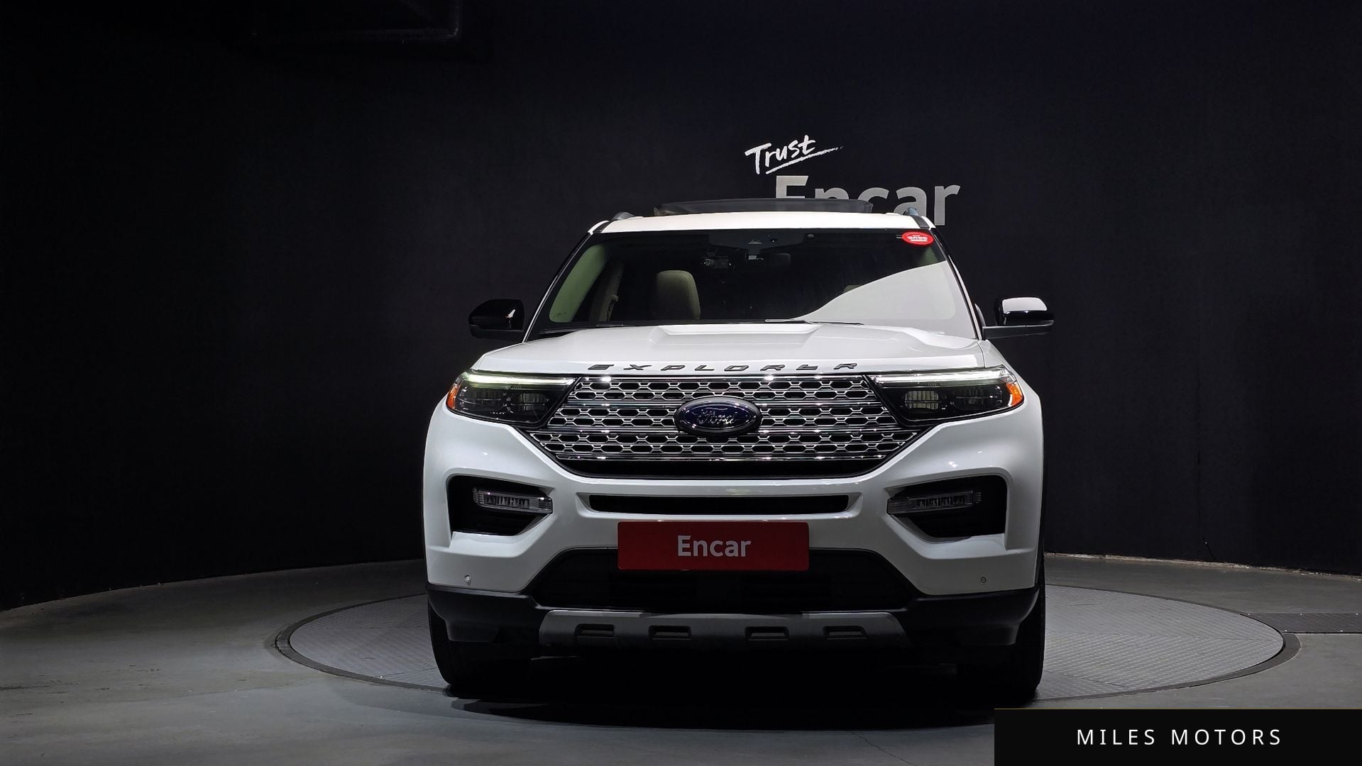 Ford Explorer 2020 — миниатюра 3