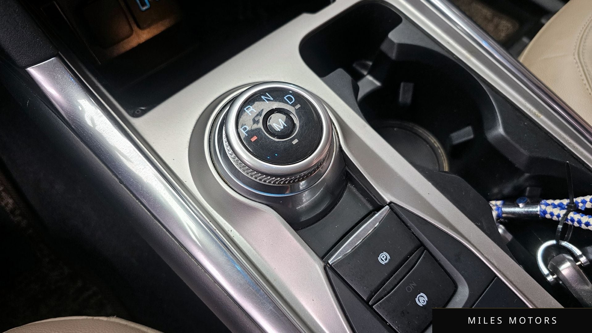 Ford Explorer 2020 — миниатюра 9